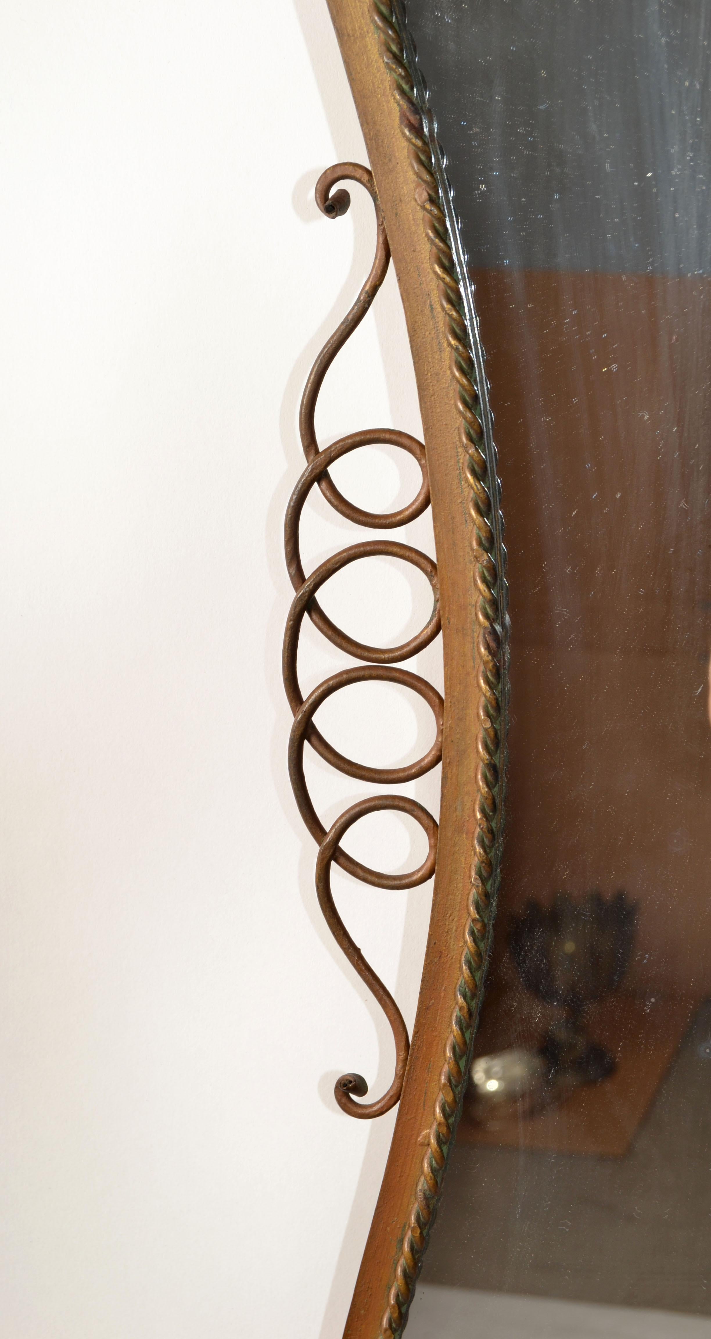 Miroir décoré de vagues en laiton Art Déco Gio Ponti Italie 1940 similaire Buffa en vente 1