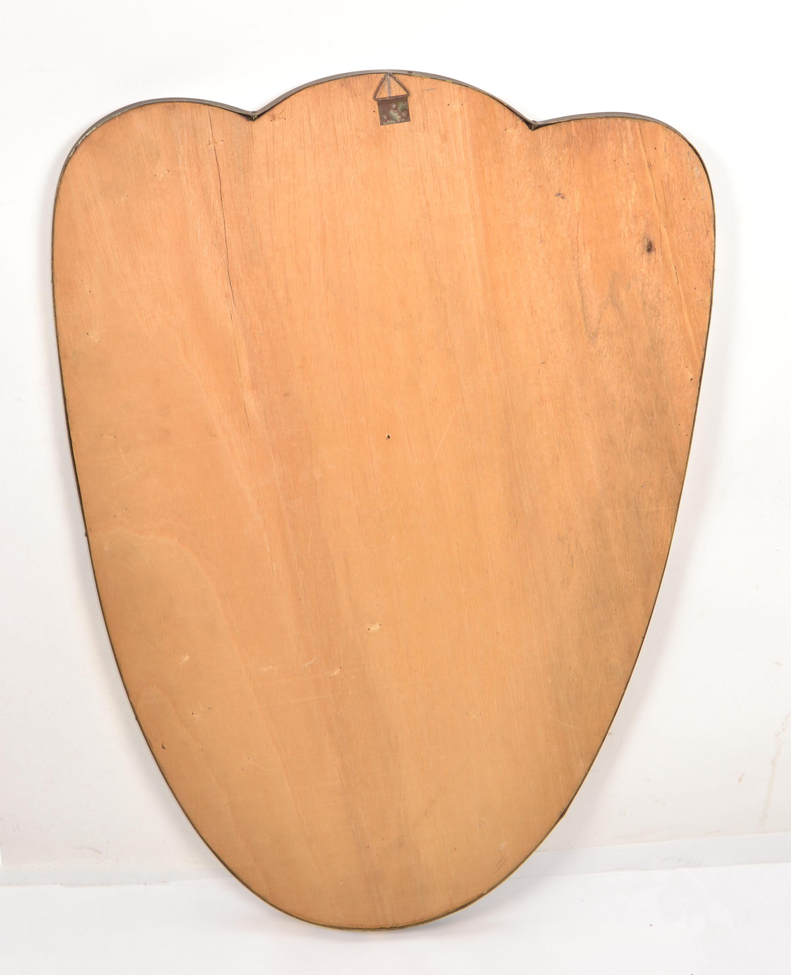 Miroir mural Art Déco Gio Ponti en bois et laiton Italie 1940 similaire Buffa en vente 3