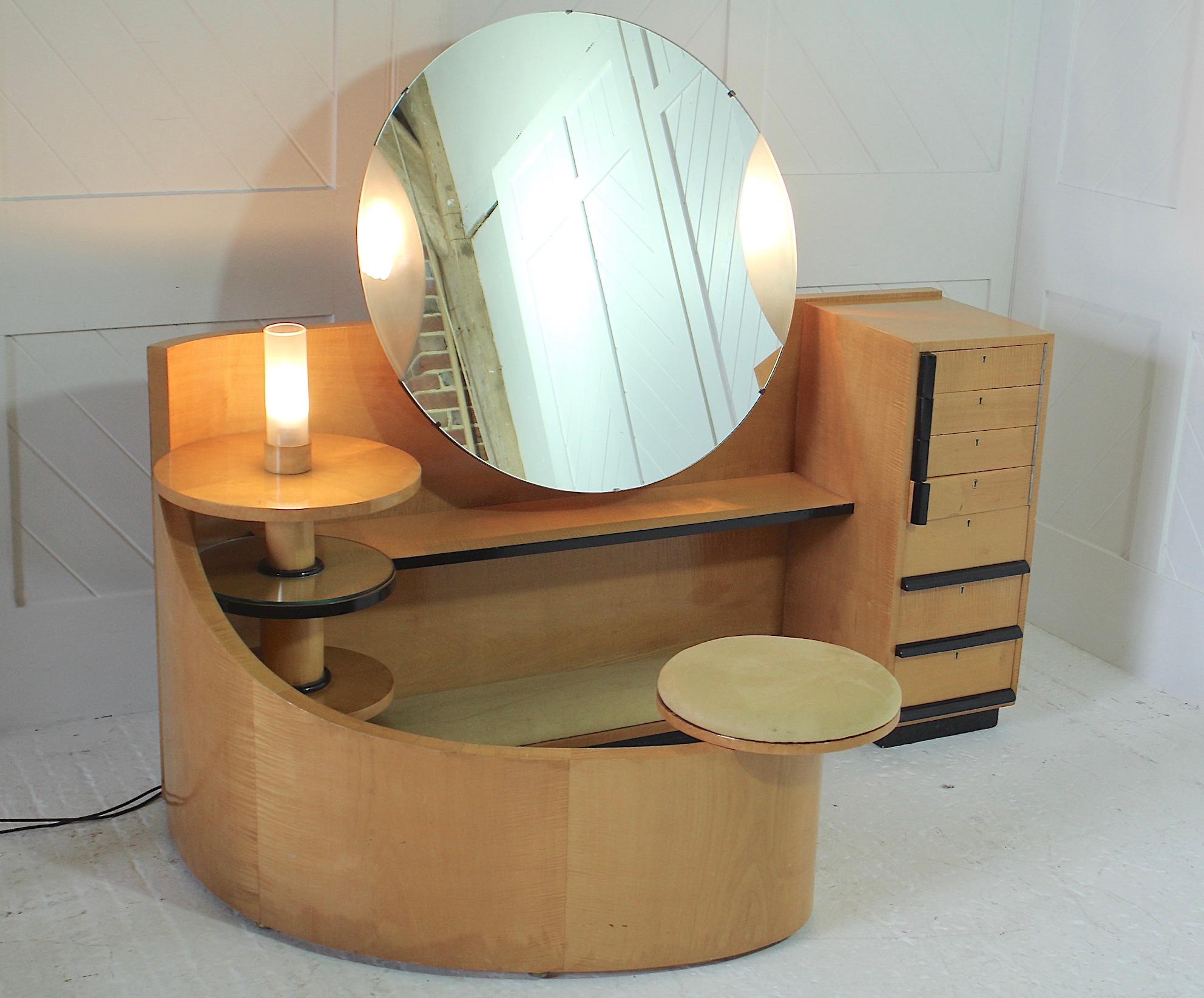 glamour vanity table
