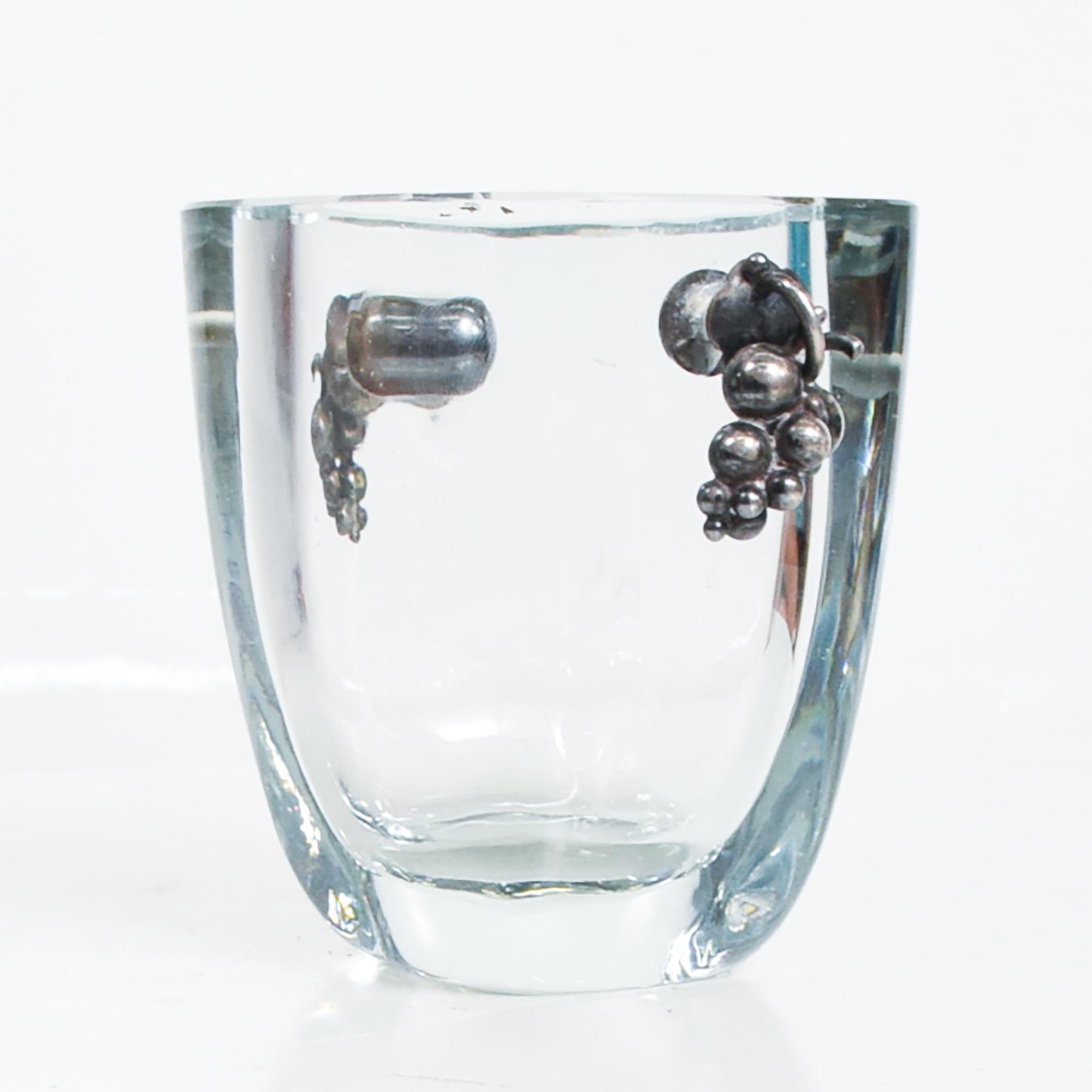 Art Deco Glamour Strombergshyttan Swedish Glass Vase Silver Grape Cluster, 1960s In Good Condition In Chula Vista, CA