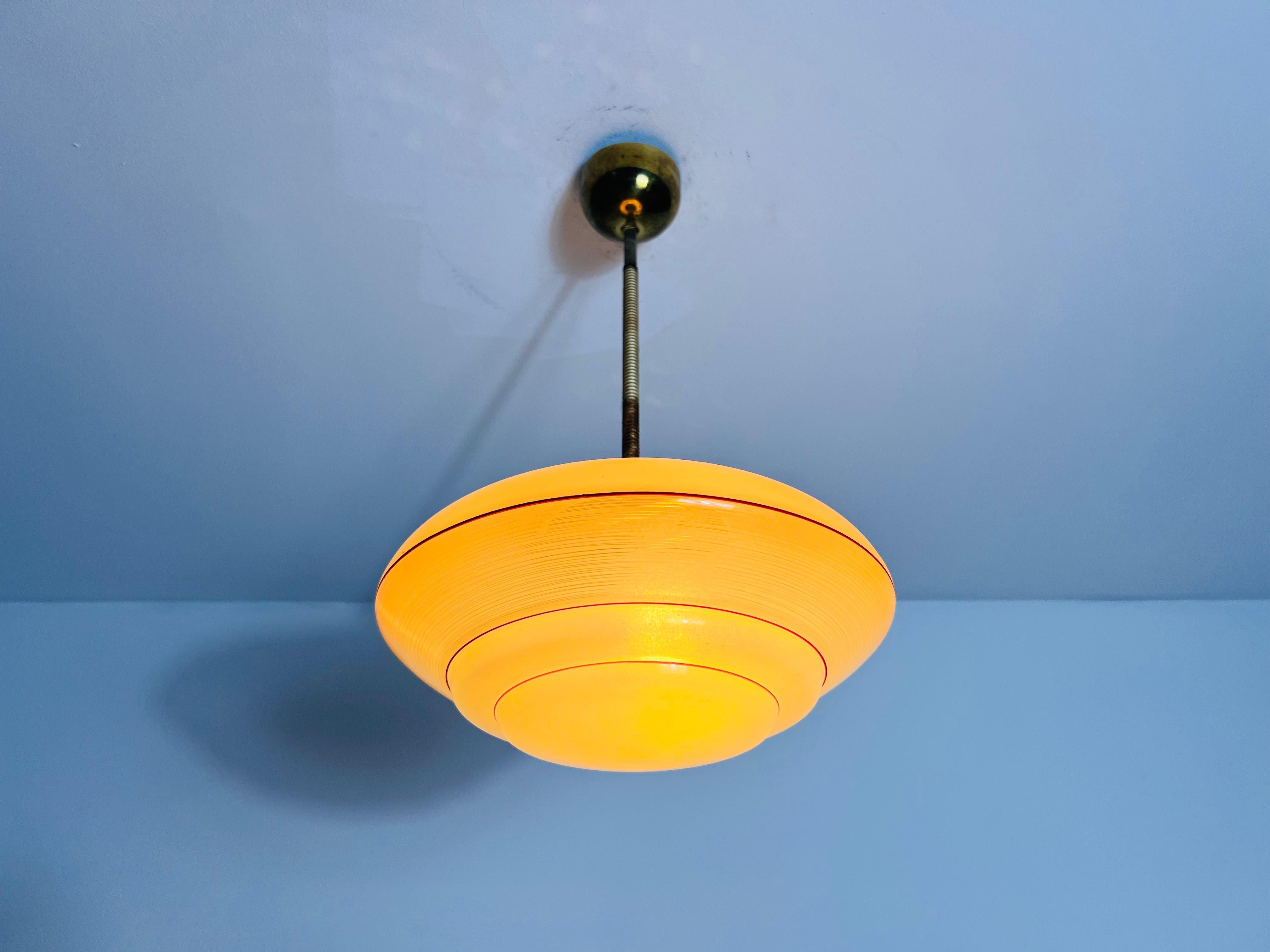 Lampada da soffitto in vetro e ottone Art Deco, anni '30, Germania in vendita 3