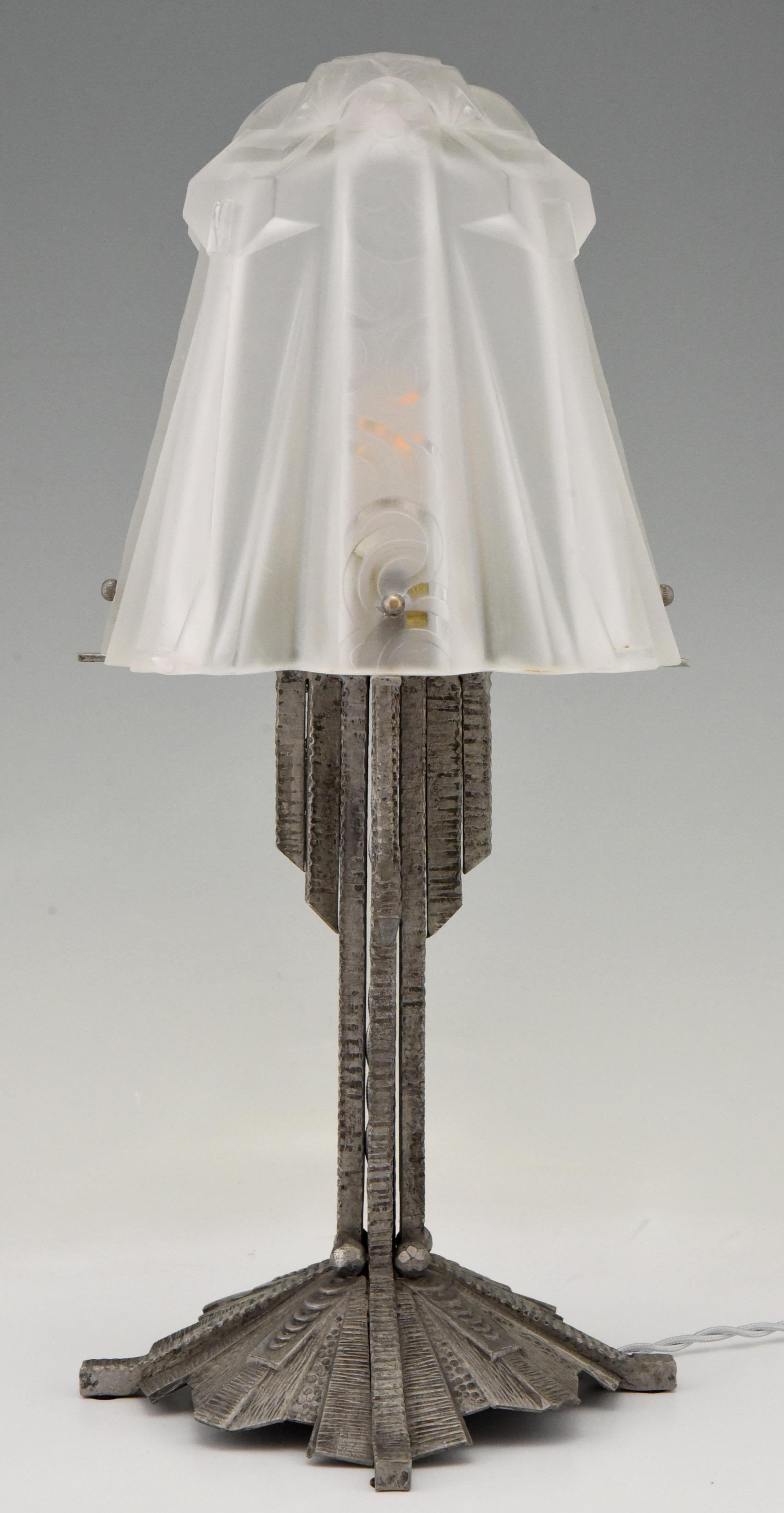 French Art Deco Glass and Iron Table Lamp Muller Freres, France, 1925