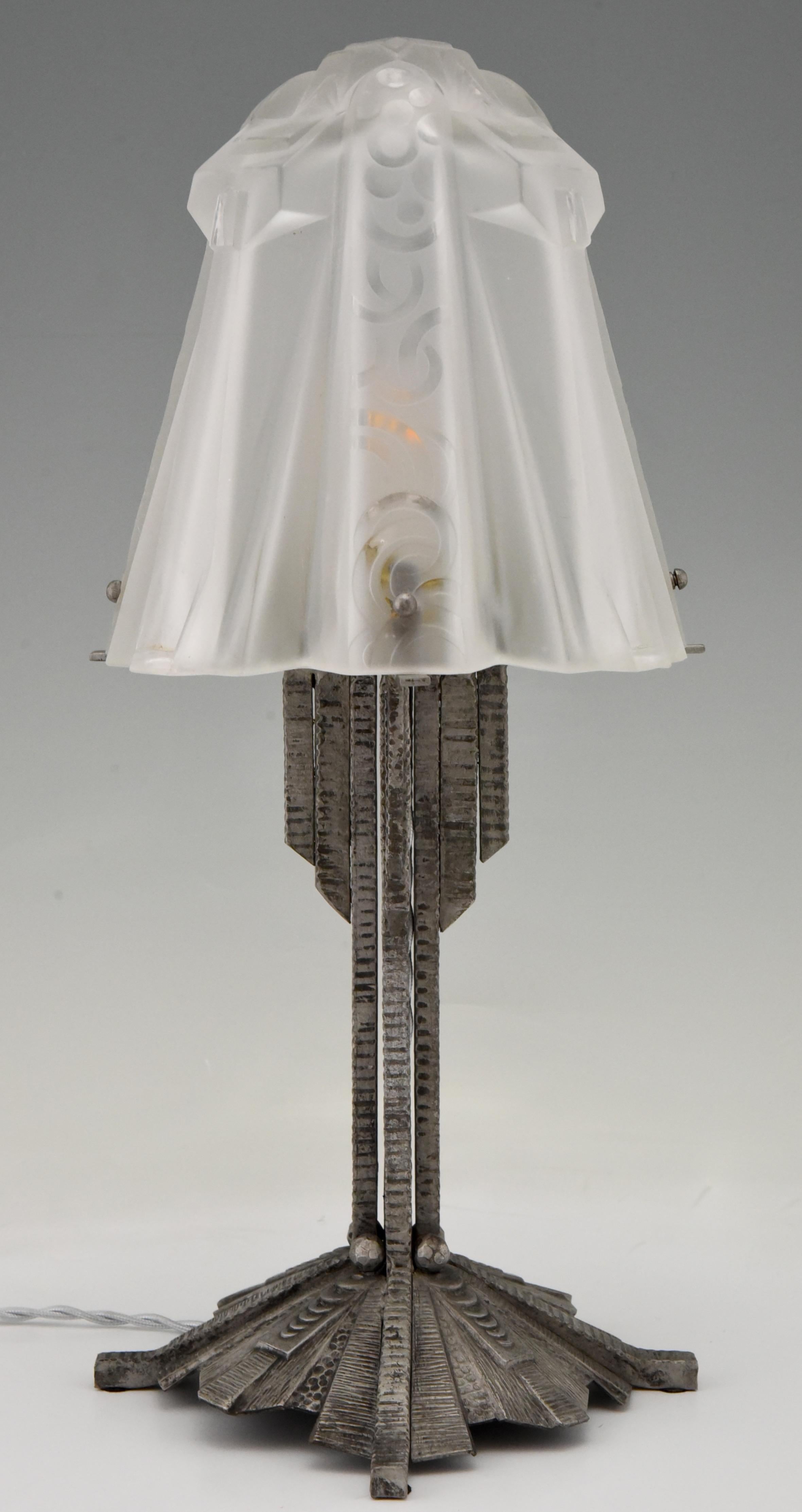 Early 20th Century Art Deco Glass and Iron Table Lamp Muller Freres, France, 1925