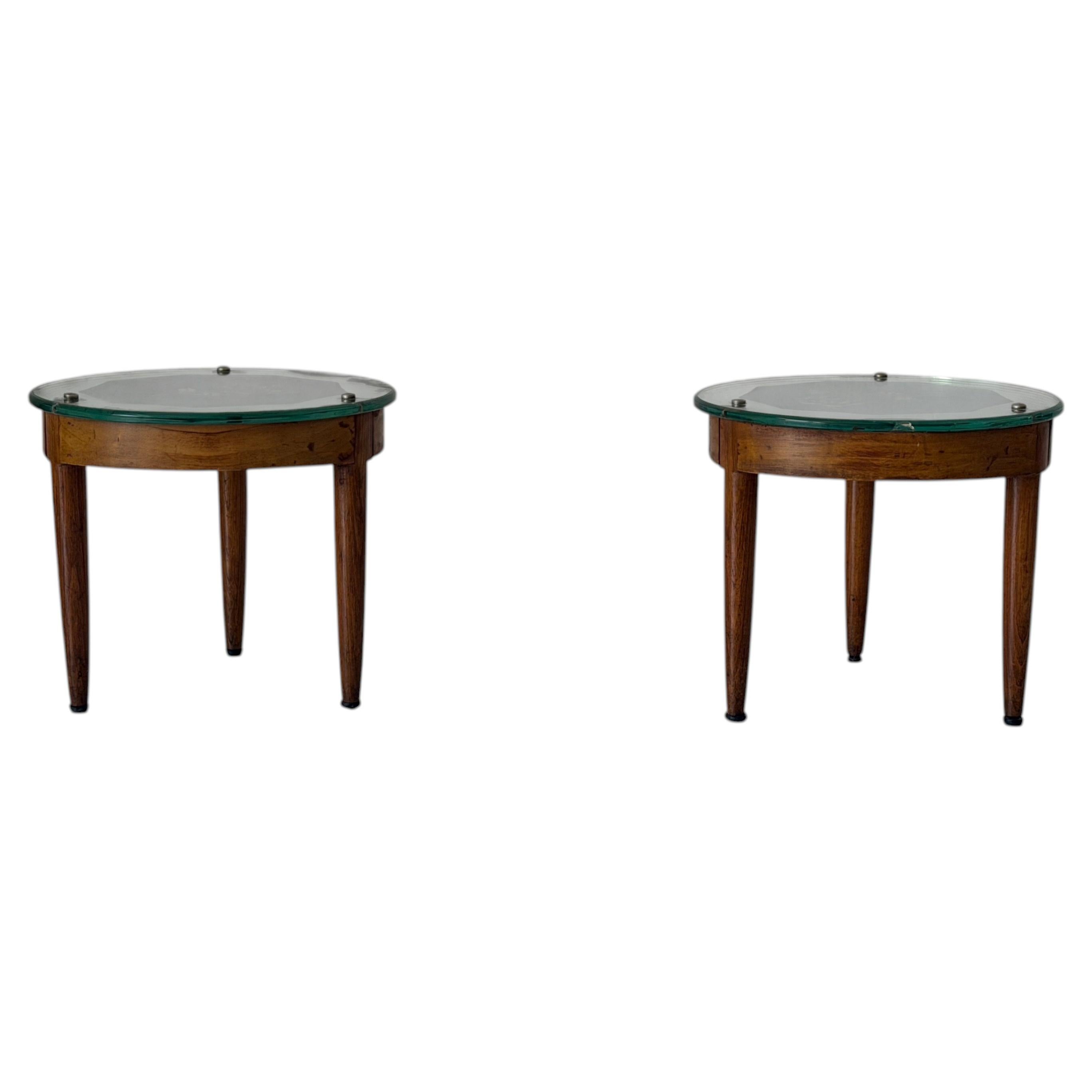 Art Deco Glass and Walnut Wood Pair of Coffee or Side Tables, 1940s, Italy For Sale