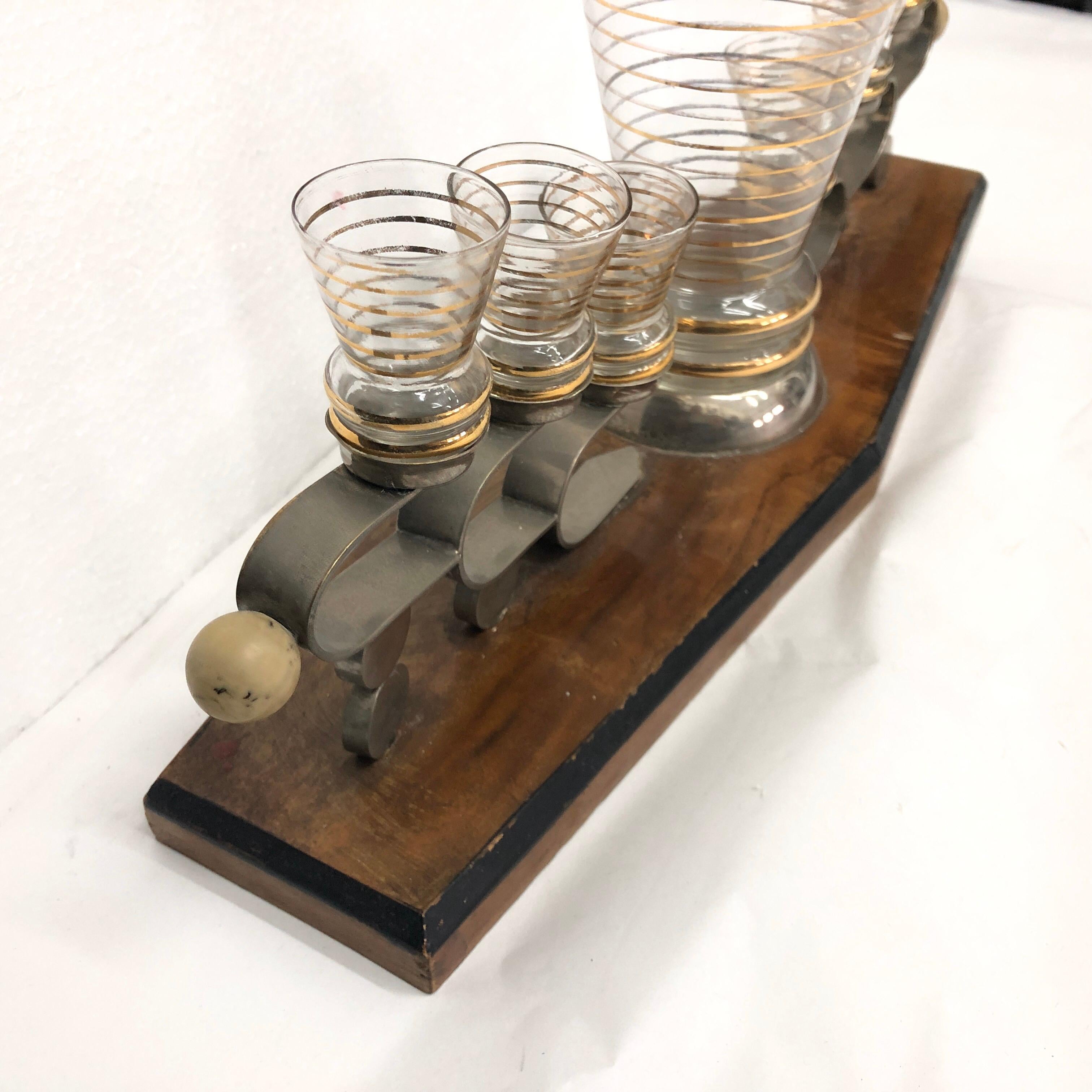 Art Deco Glass and Wood Italian Liquor Set on Stand, circa 1930 5