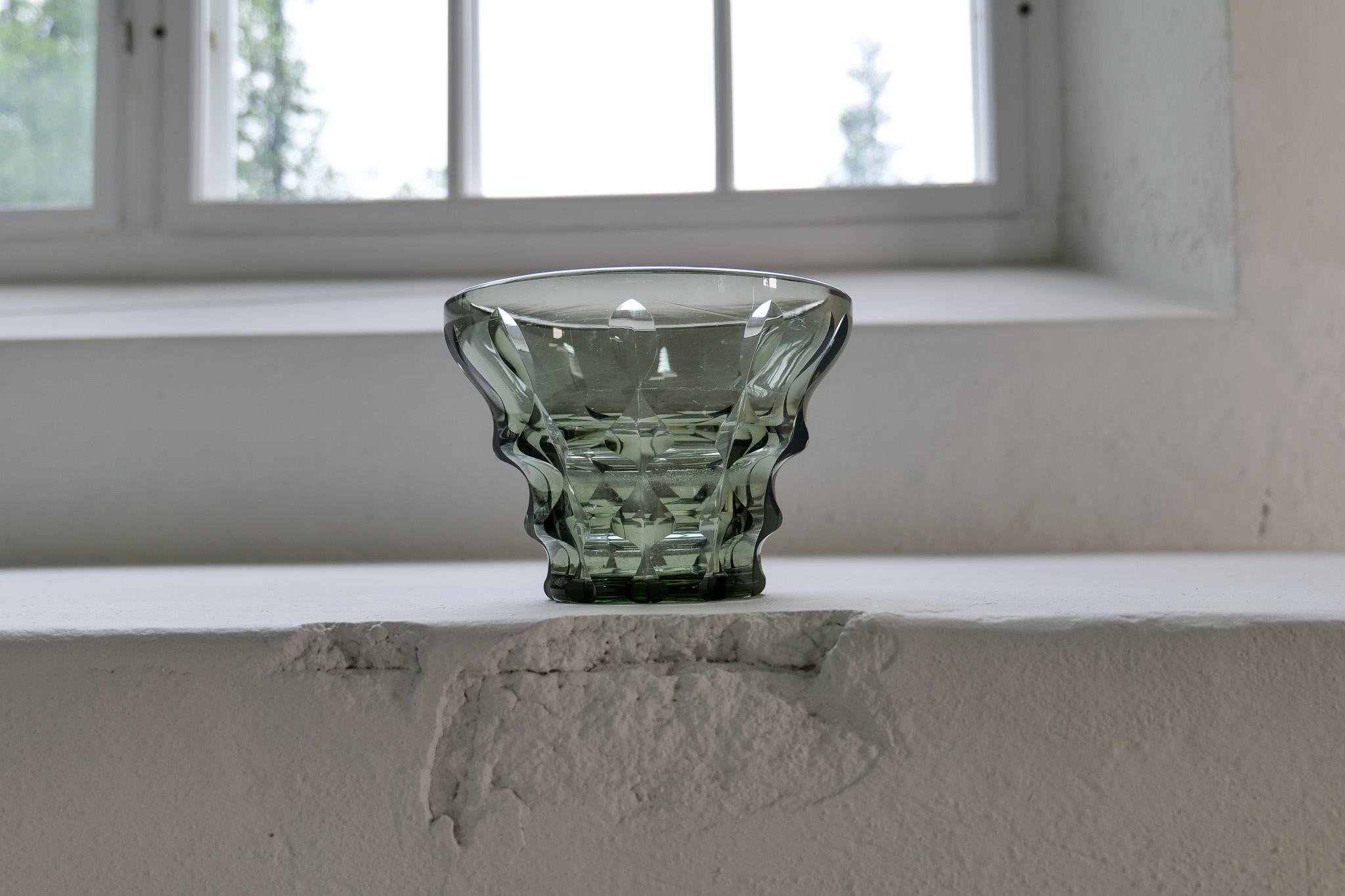 Verre  Bol en verre Art Déco Suède des années 1930  en vente