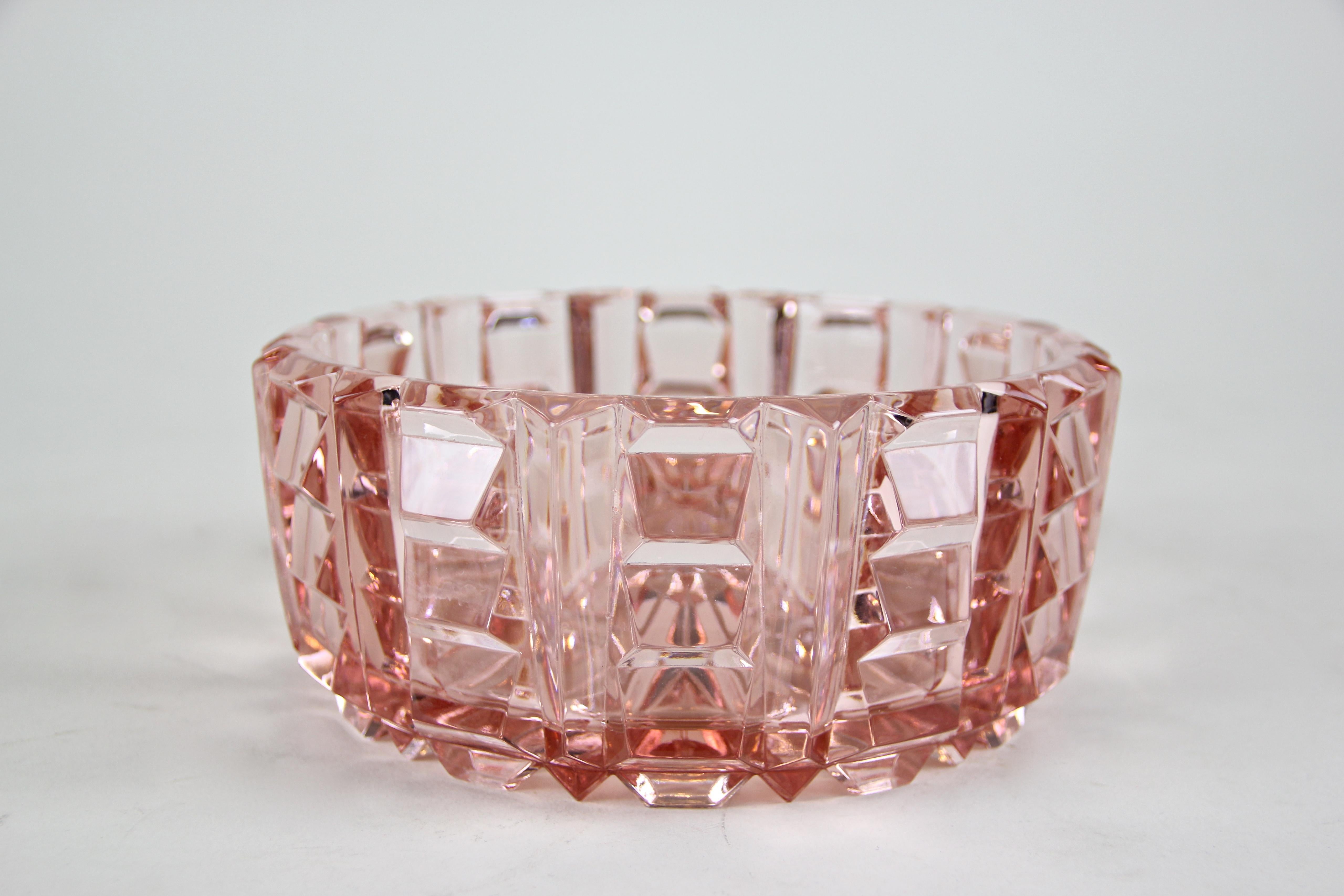 Art Deco Glass Bowl With Lid Rose Colored, Austria, circa 1930 8