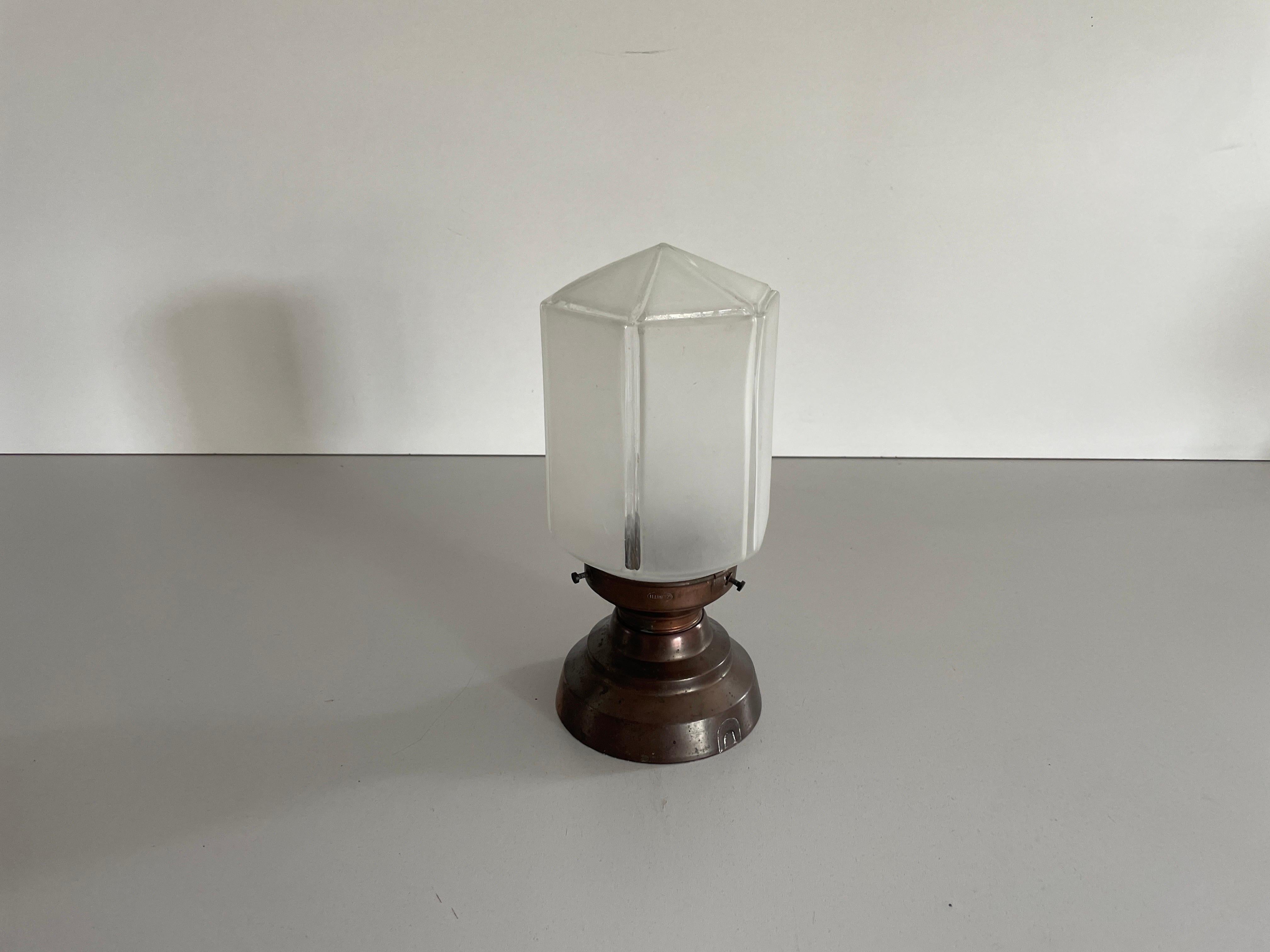 Lámpara de techo de cristal Art Decó con base de cobre de Zenith, años 30, Alemania Alemán en venta