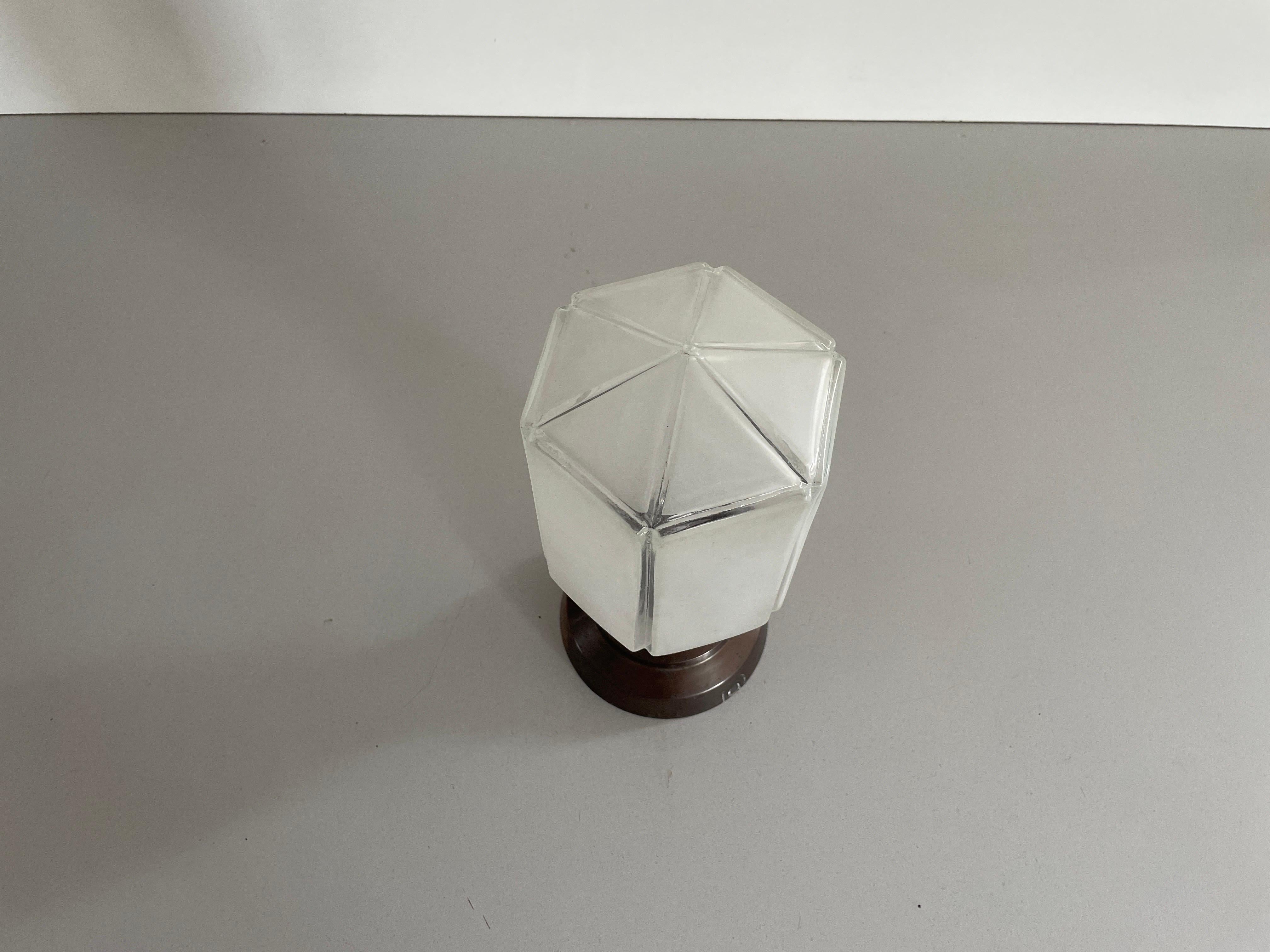 Lámpara de techo de cristal Art Decó con base de cobre de Zenith, años 30, Alemania en Bueno estado para la venta en Hagenbach, DE