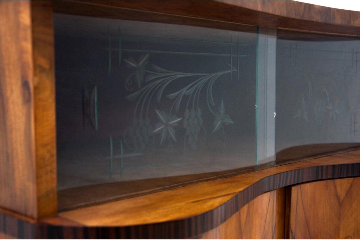 Walnut Art Deco glass chest of drawers, Poland, 1950s. For Sale