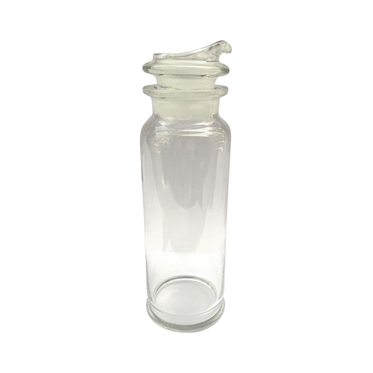 Art Deco Glass Cocktail Shaker In Good Condition For Sale In Chicago, IL