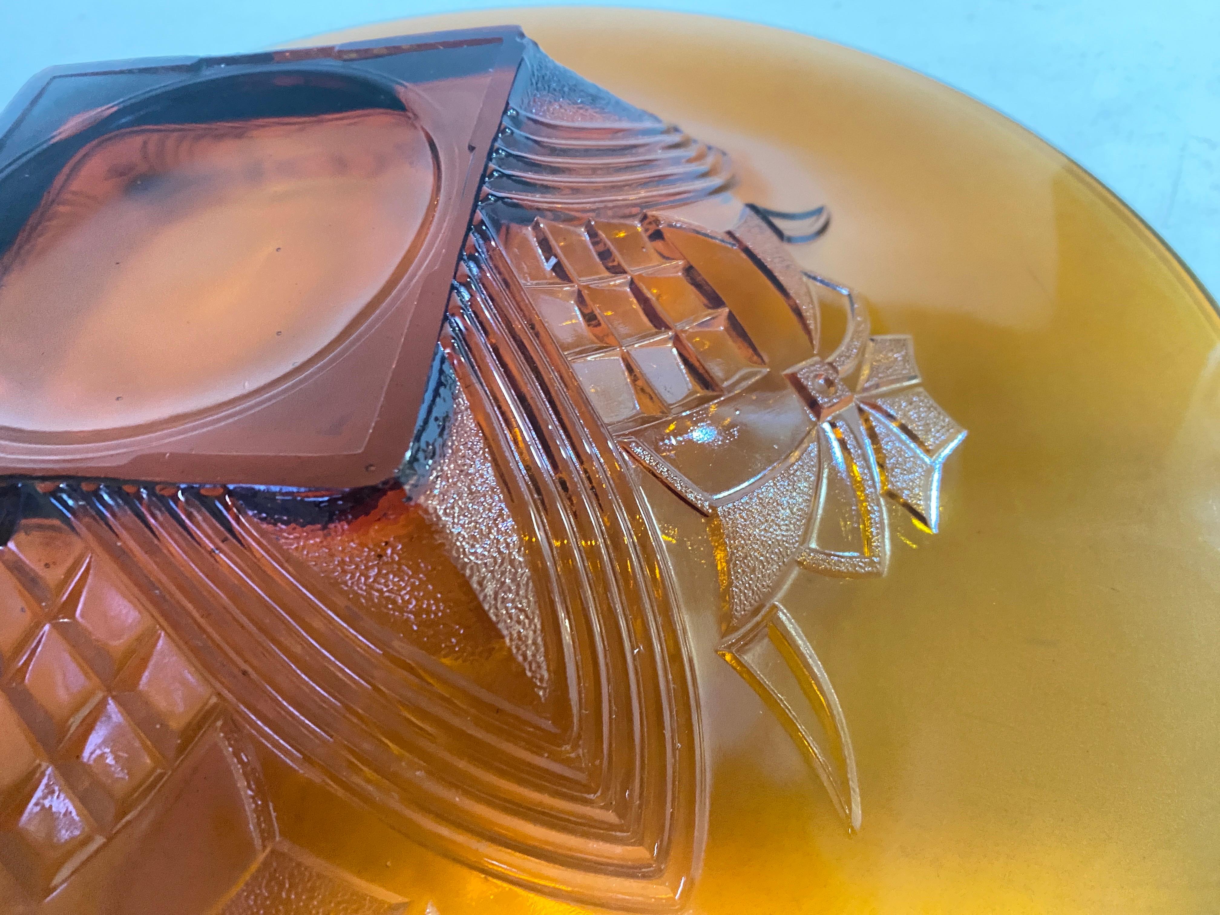 French Art Deco Glass Dish / Vide-Poche with Glass Rond Pattern France, circa 1940 For Sale