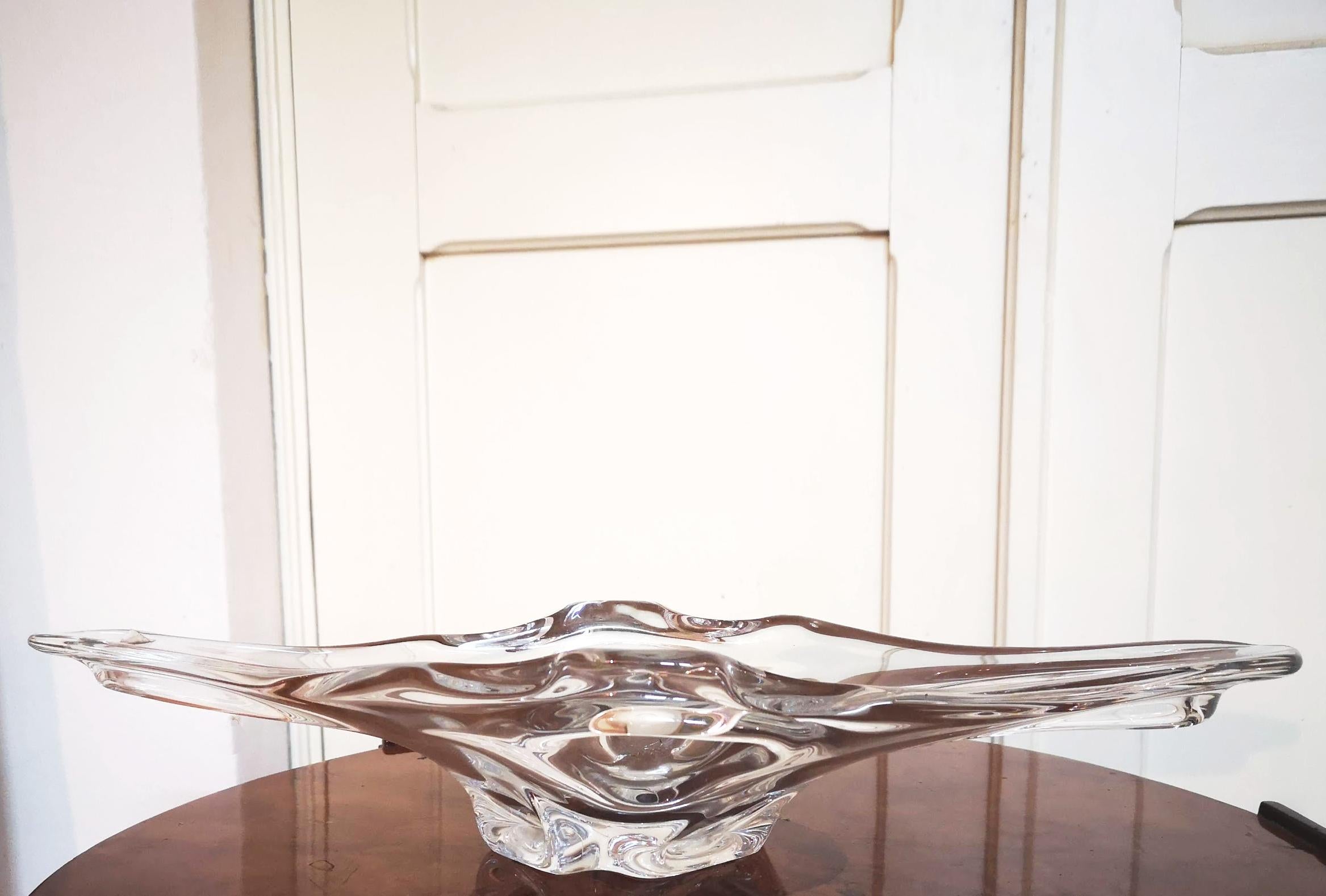 Art Deco Glass Dish with Pulled Handles by Daum  In Good Condition For Sale In Lisbon, PT