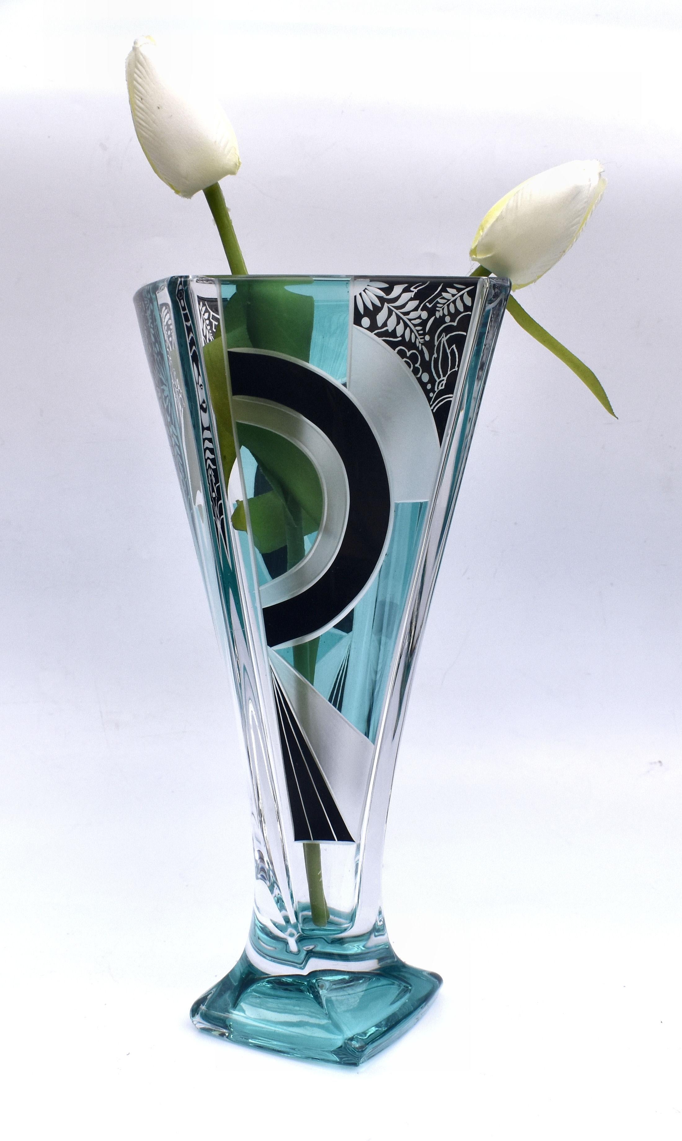 For your consideration is this exceptional 1930's Art Deco glass vase possibly by Karl Palda and what a gem it is. It really does pack a punch being very tall and elegant and with the most glorious geometric decoration. Heavy quality glass with no