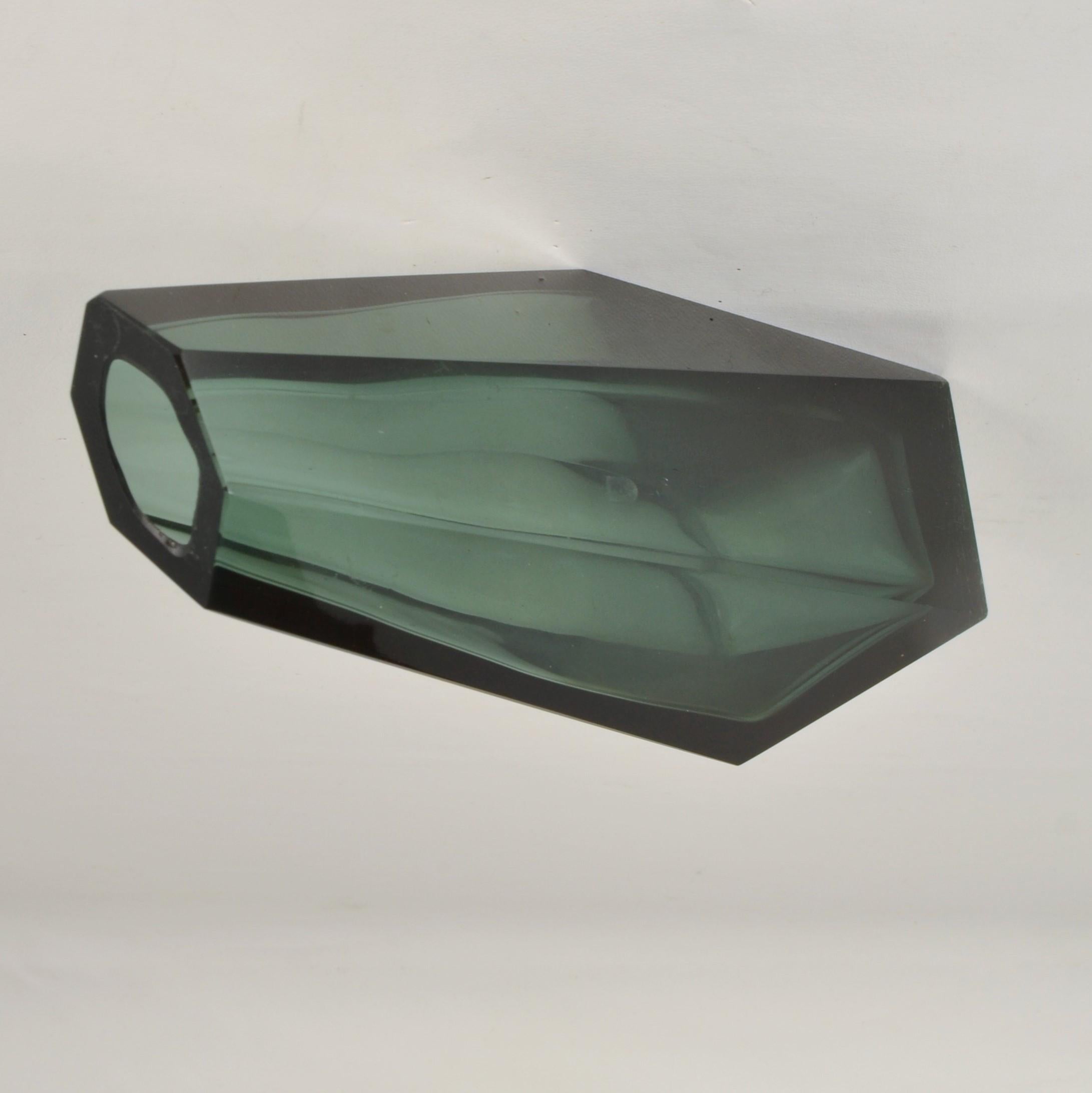 Art Deco Glass Facet Cut Emerald Green Vase  For Sale 3