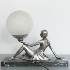 Art Deco Glass Globe Opaque Table Lamp