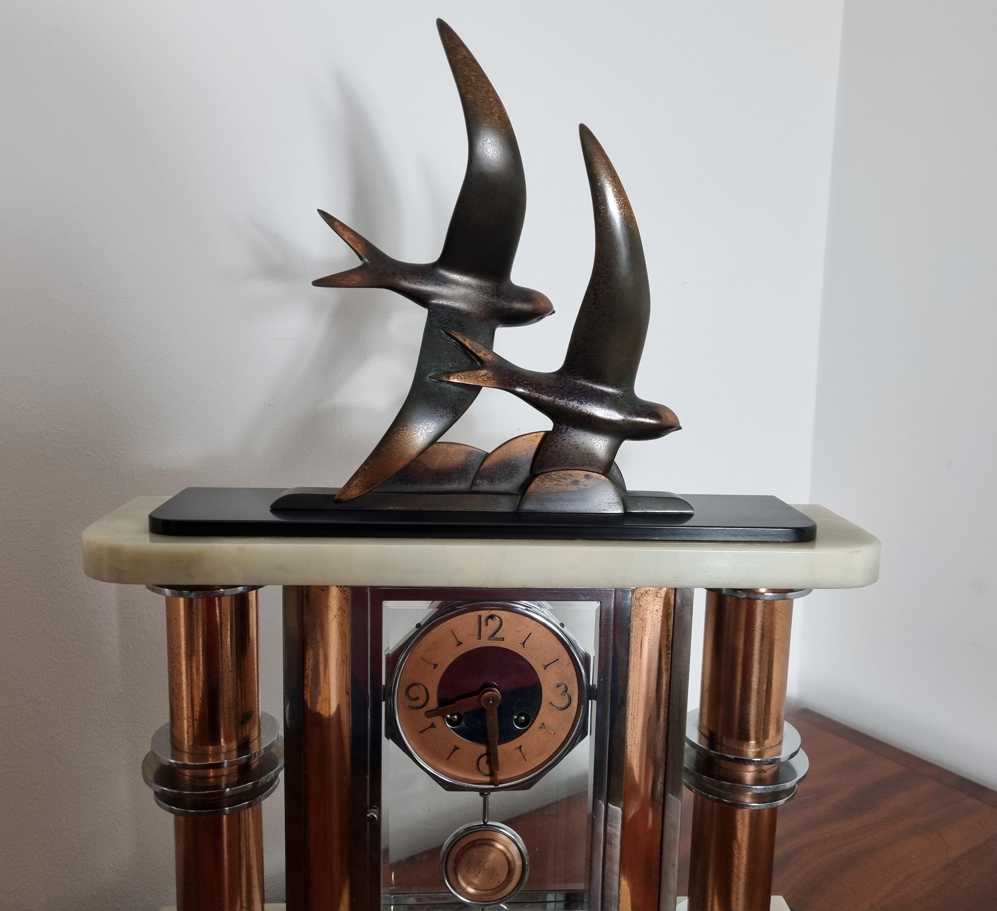 Art Deco Glass Panelled Clock with Bronze Swallows For Sale 2