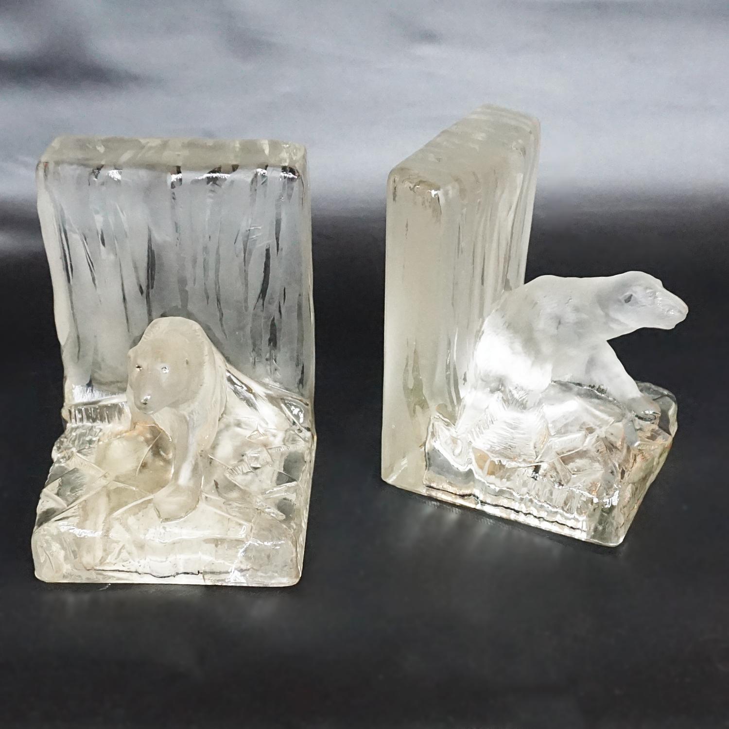Art Deco Glass Polar Bear Bookends In Good Condition In Forest Row, East Sussex
