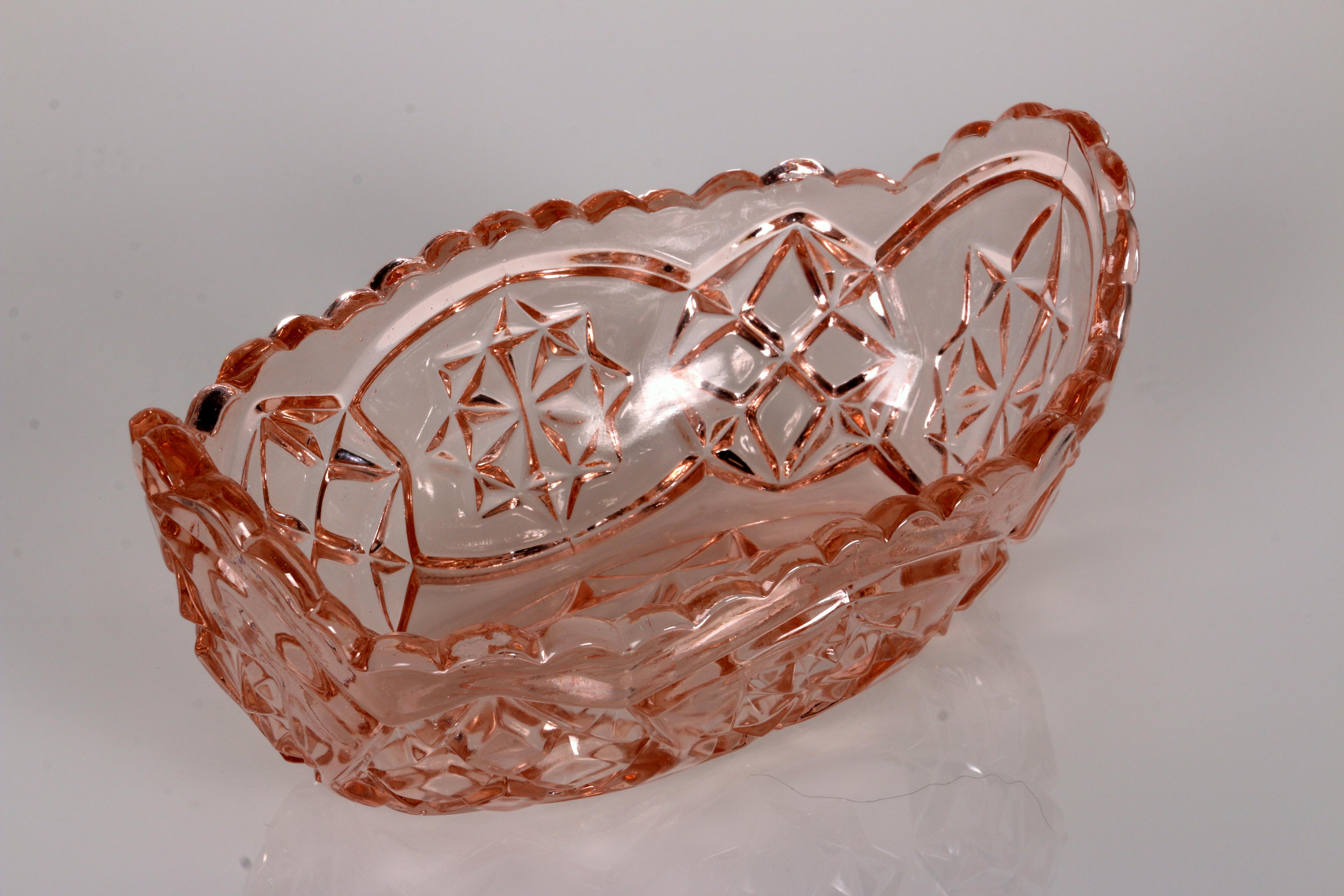 Art Deco art deco glass rosé colored Bohemian Fruit Bowl ar. 1930 For Sale