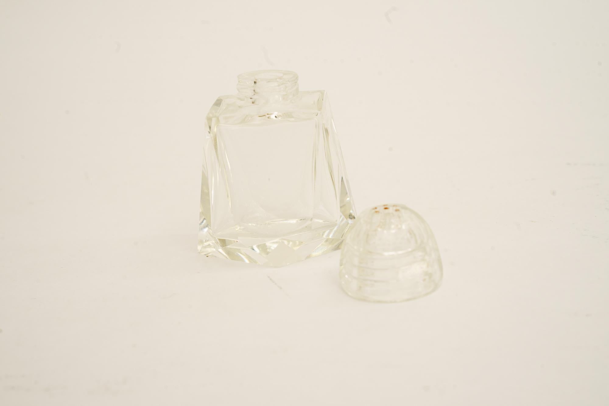 Art Deco glass Salt and pepper with toothpick holders vienna around 1920s For Sale 7