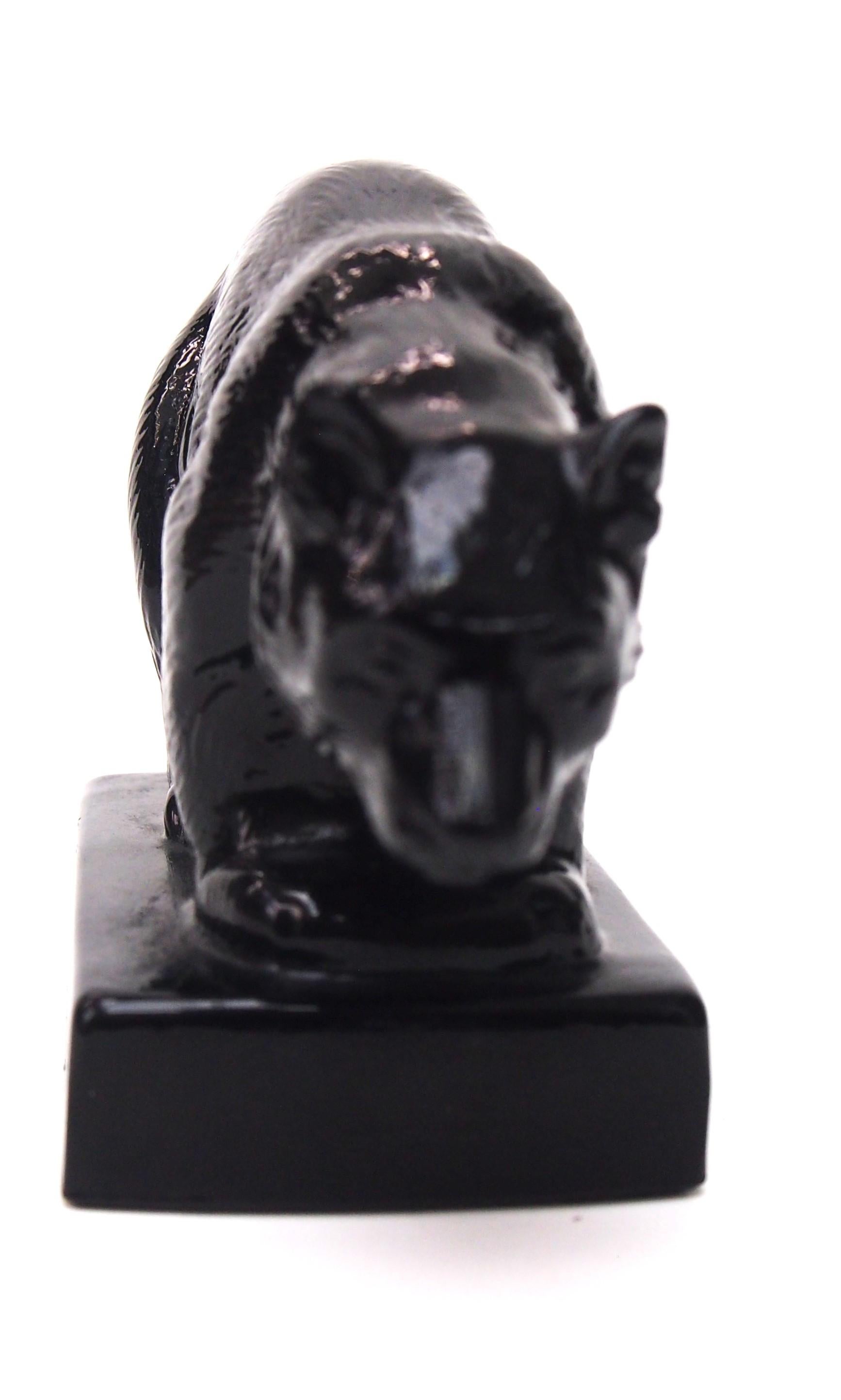 Statuette en verre Art Déco d'un ours noir par J A Jobling c1935 -Anglais Bon état - En vente à Worcester Park, GB