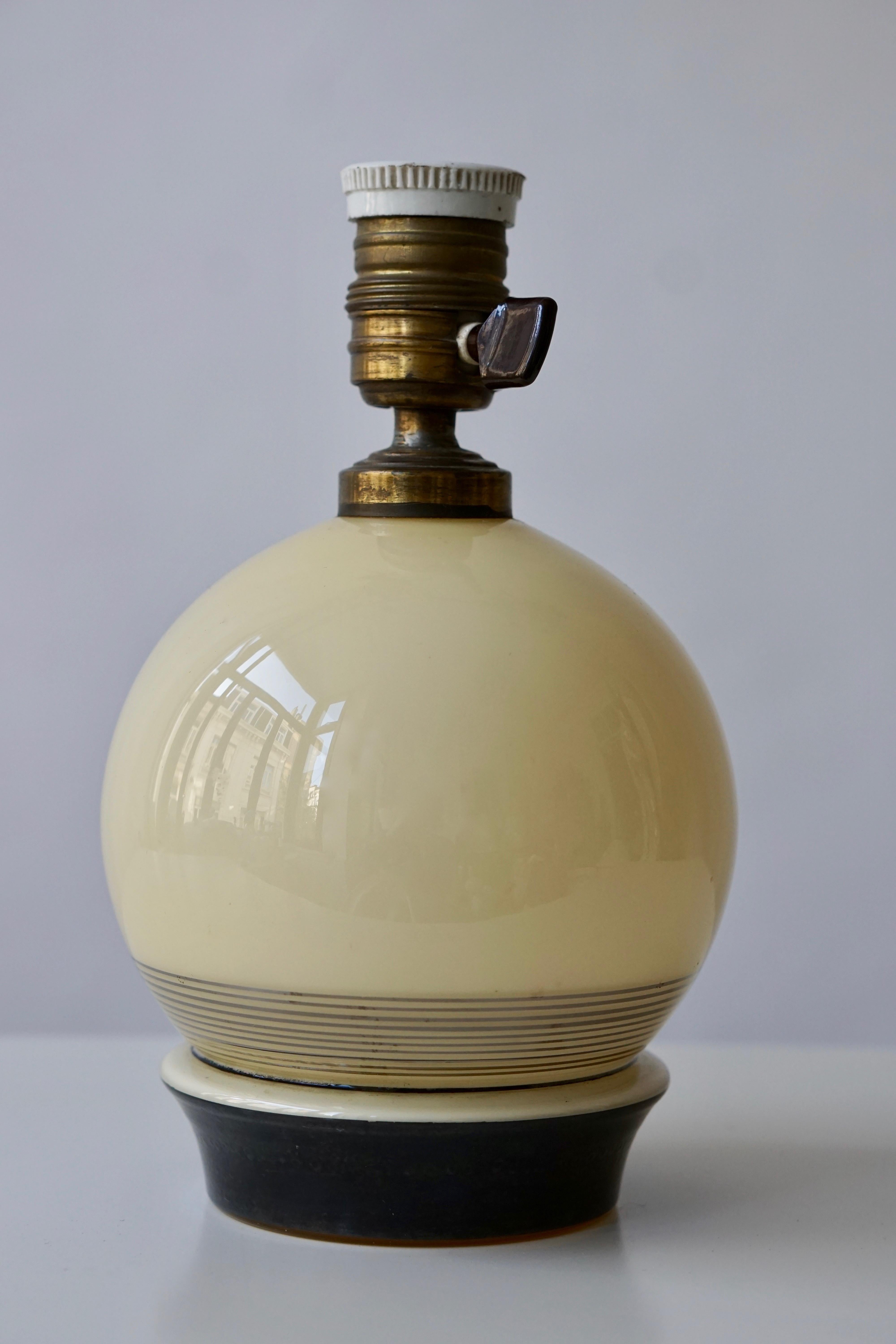 20th Century Art Deco Glass Table Lamp