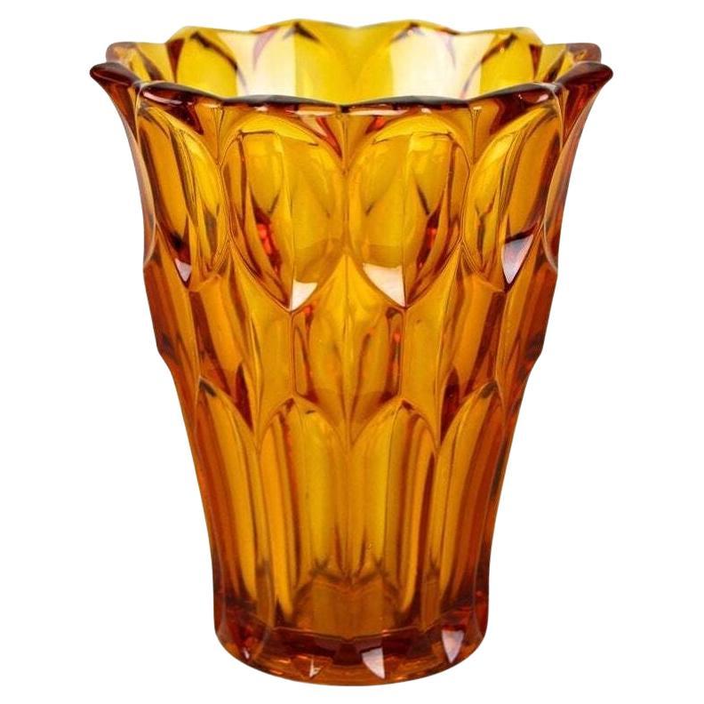 Vaso di vetro Art Déco color ambra, Austria, 1920 circa