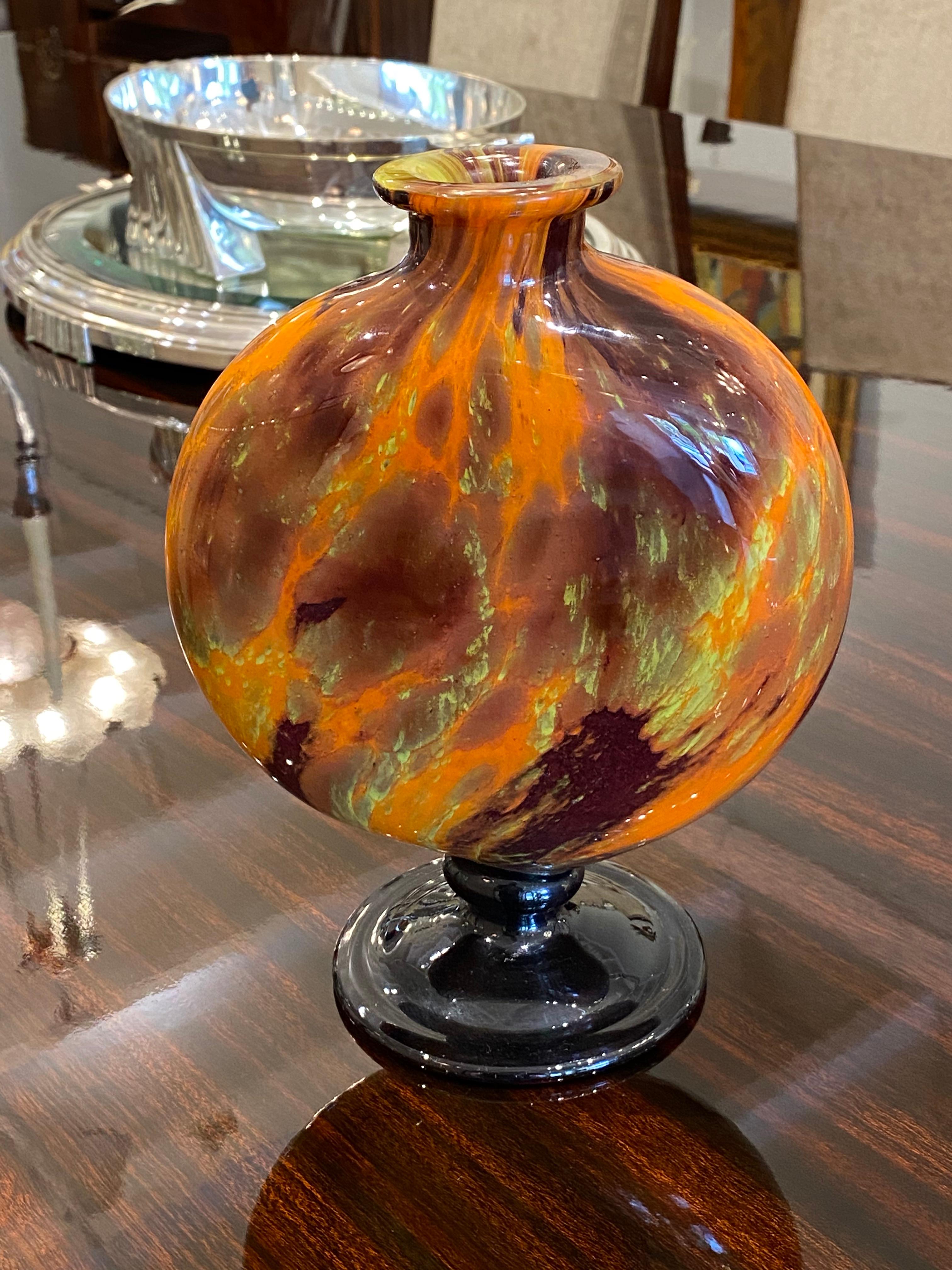 20th Century Art Deco Glass Vase by Charles Schneider For Sale