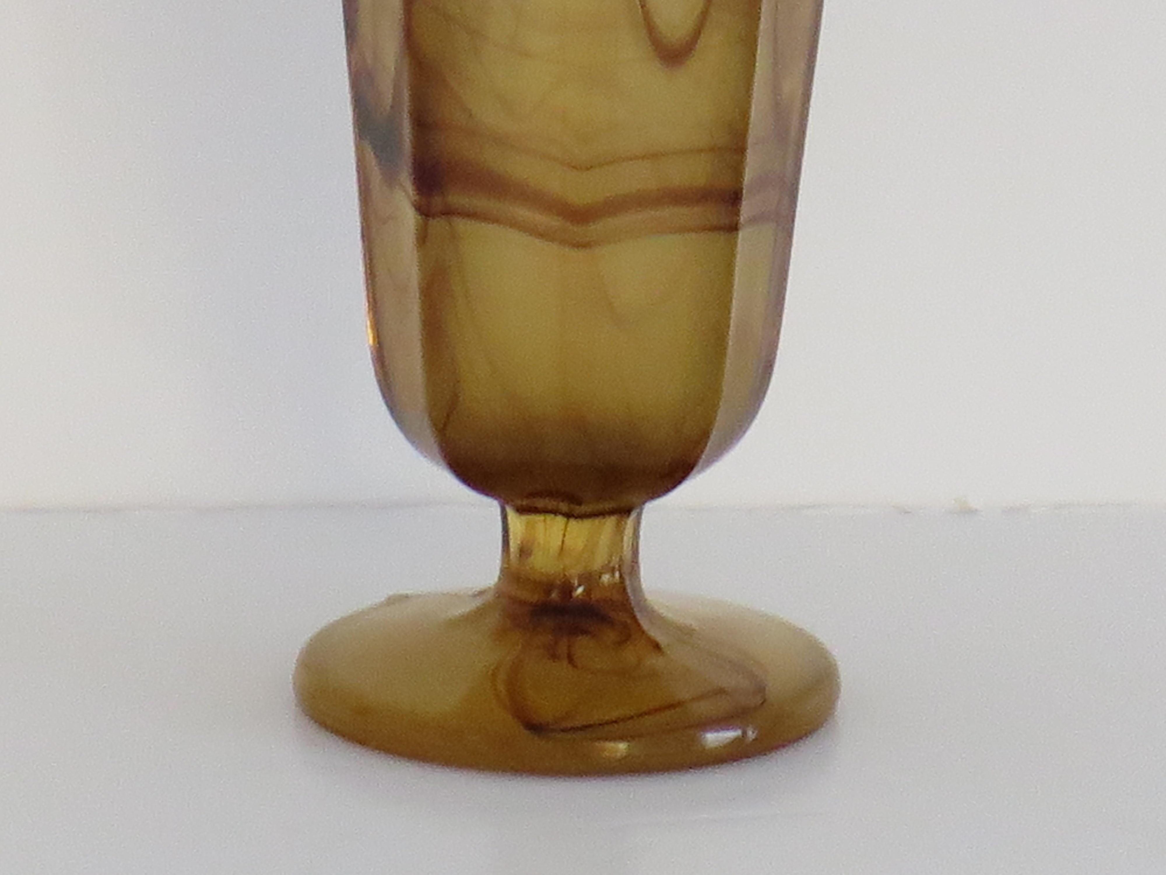 Vaso in vetro Art Deco di George Davidson in vetro Amber Cloud, circa 1930 in vendita 1