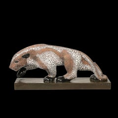 Sculpture de panthère en céramique émaillée Art déco signée E. Pierre pour Atelier Primavera