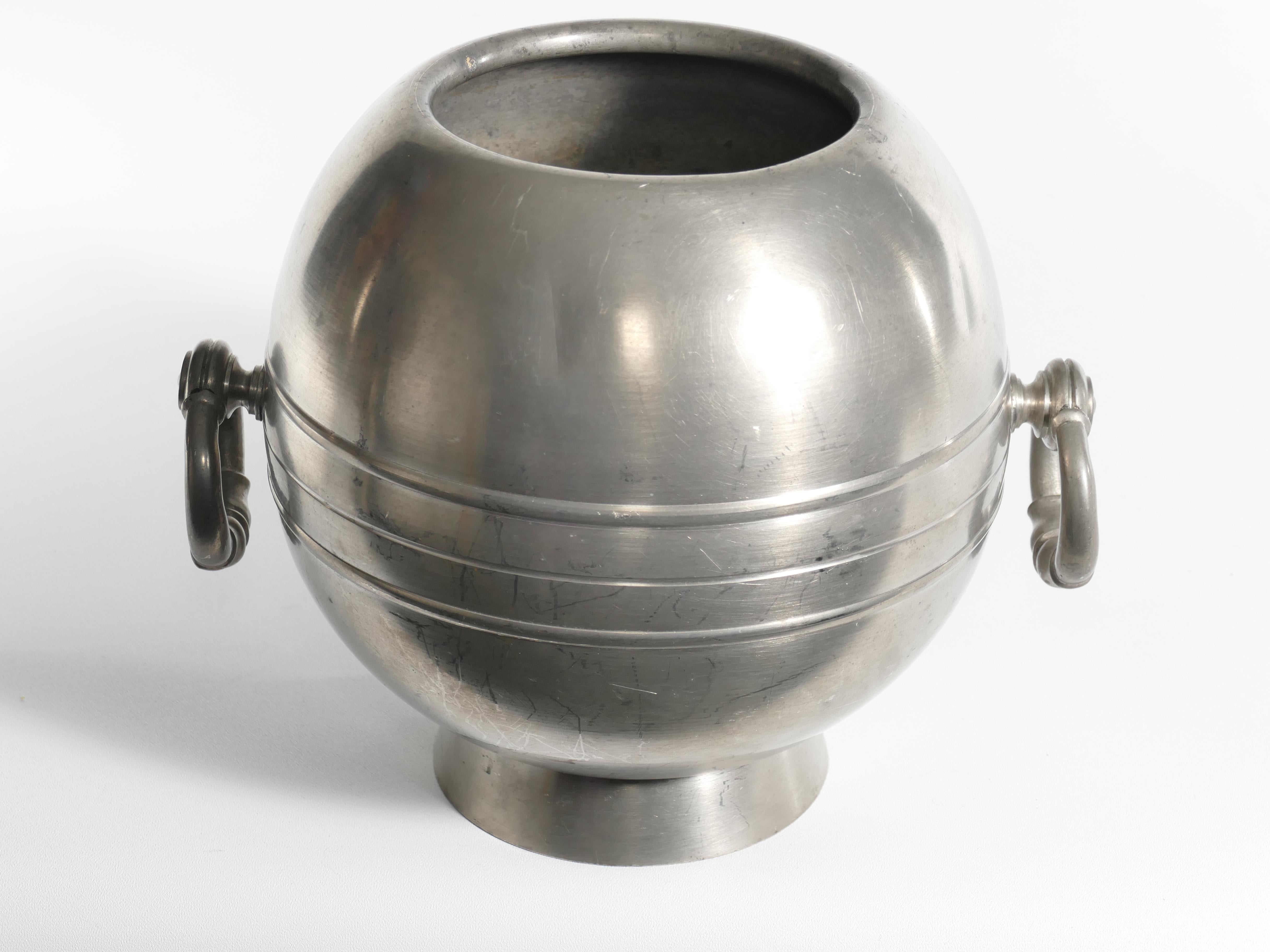 Art Deco Globe Pewter Vase with Handles by GAB, Sweden, 1920's For Sale 11