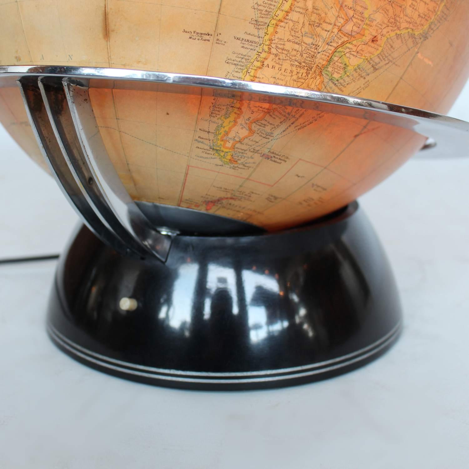 Art Deco Globe Table Lamp by Lucas Company, circa 1935 In Good Condition In Forest Row, East Sussex