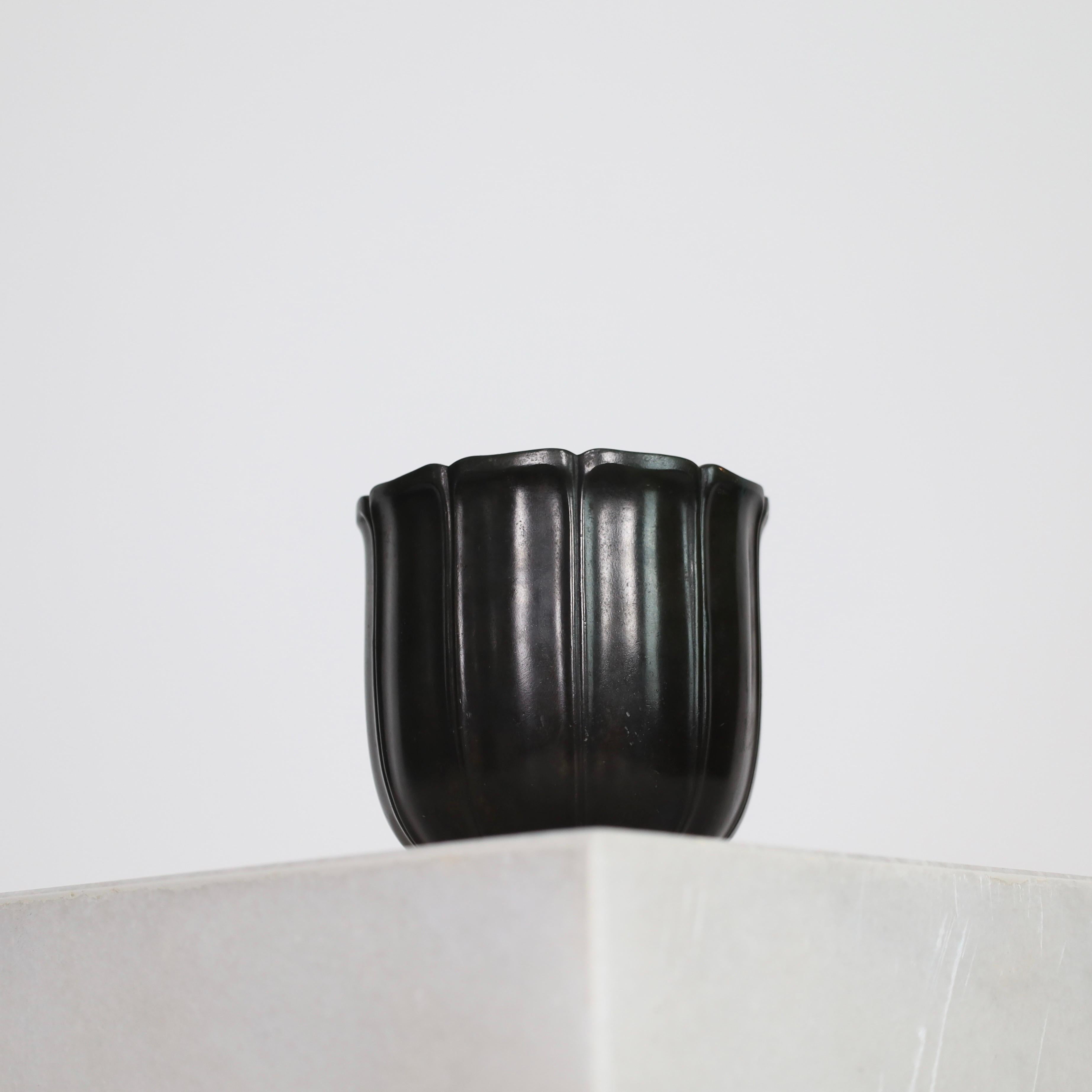 Metallo Calice Art Deco di Ellen Schlanbusch per Just Andersen, anni '40, Danimarca in vendita