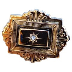 Art Deco Gold and Diamond Brooch Pin Yellow Gold
