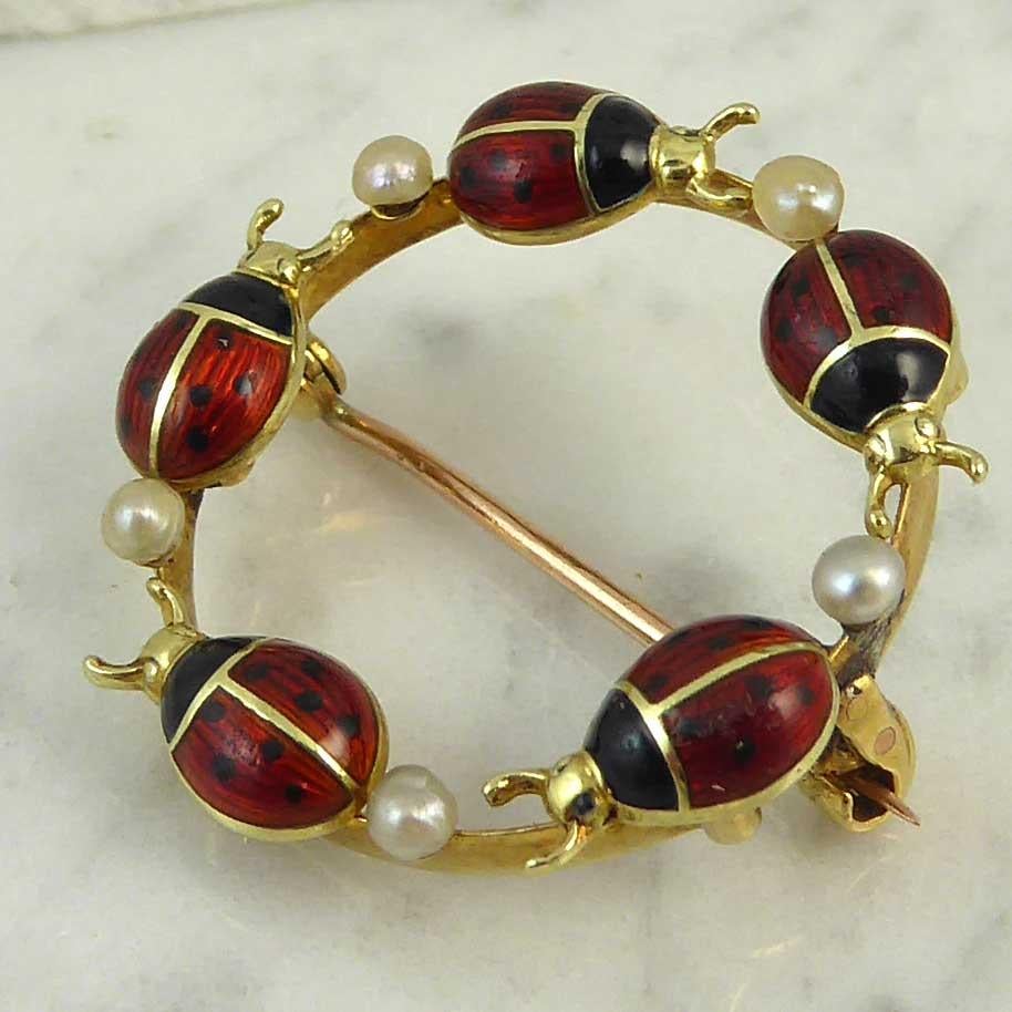 Art Deco Gold and Enamel Brooch, Ladybirds and Pearls, 15 Karat Gold In Excellent Condition In Yorkshire, West Yorkshire