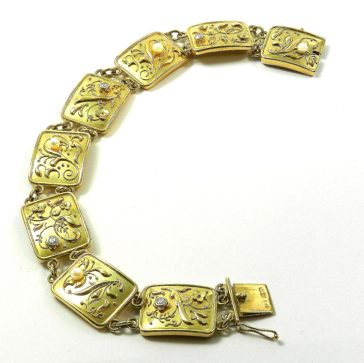 Art Deco Gold Diamond and Oriental Pearl Bracelet, circa 1930 In Good Condition In Goettingen, DE