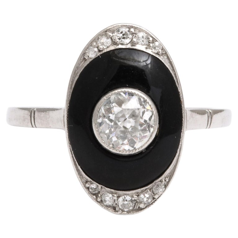 Art Deco Gold Onyx and Diamond Ring For Sale at 1stDibs
