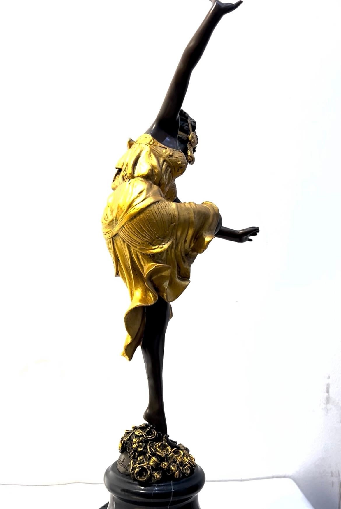 Francese Art Déco in bronzo dipinto d'oro  Ballerina  da Claire Jeanne Roberte Colinet in vendita