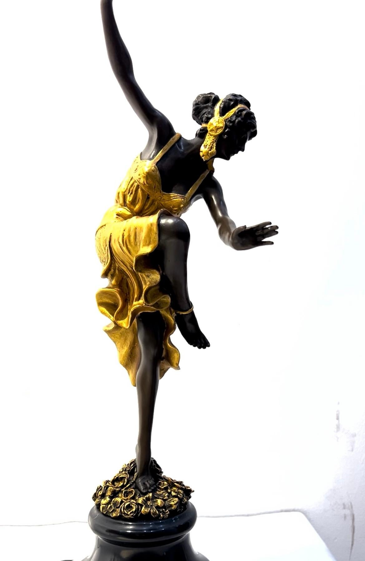 Calco Art Déco in bronzo dipinto d'oro  Ballerina  da Claire Jeanne Roberte Colinet in vendita
