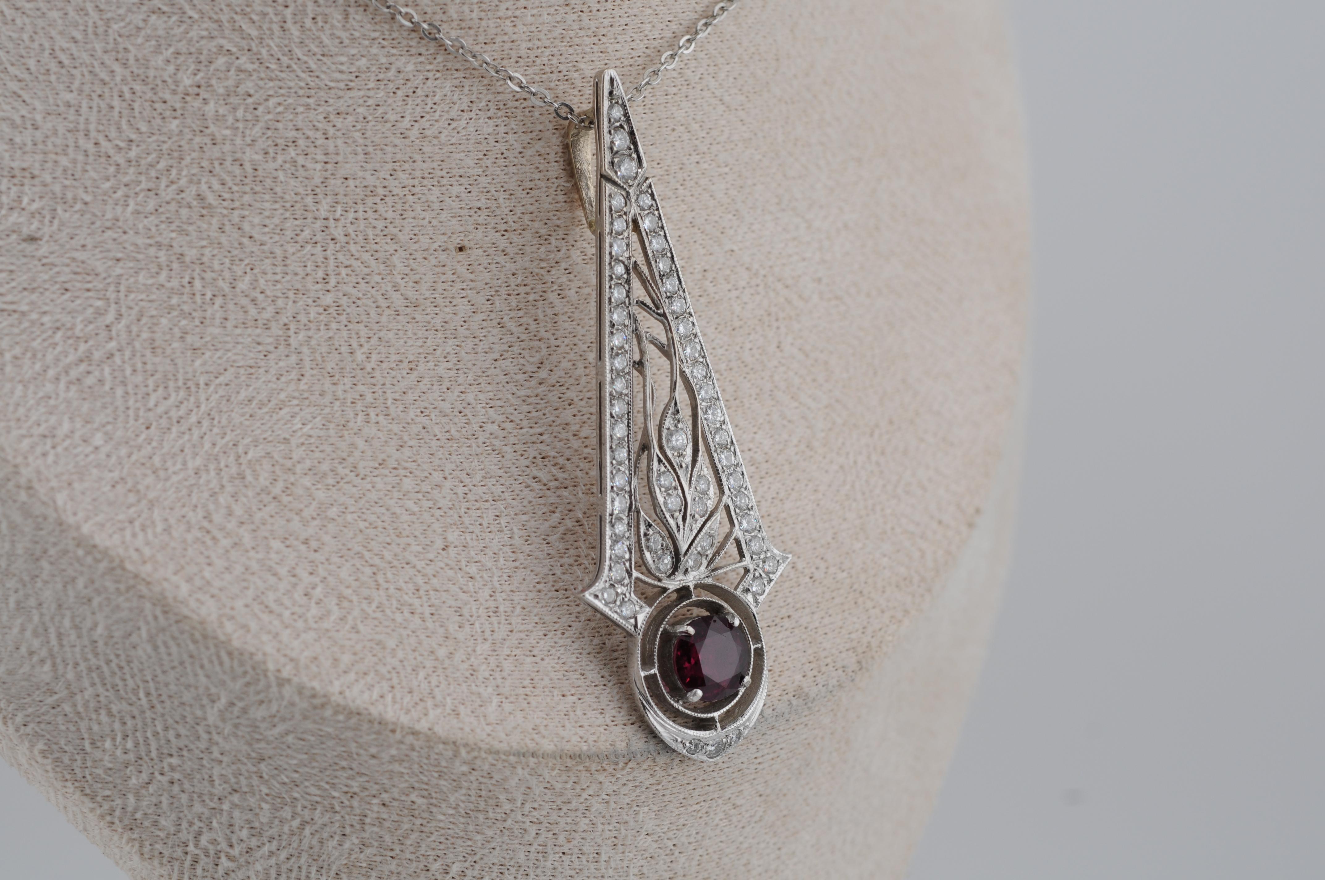 Pendentif Art déco en or avec rubis non chauffé et diamants en vente 6