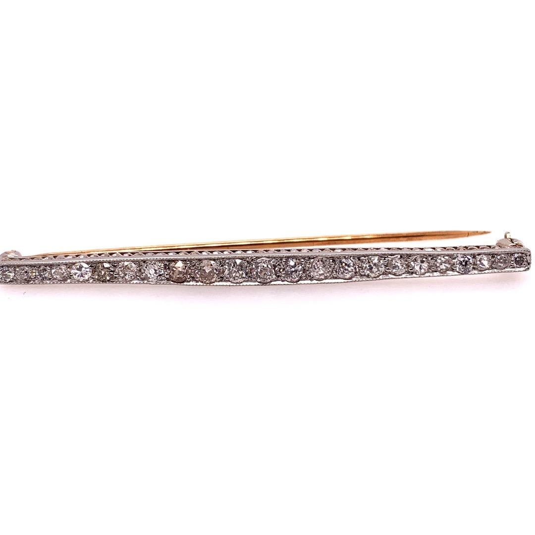 Women's Art Deco Gold Pin 1.50 Carat Natural Old European Diamond Brooche circa 1920 For Sale