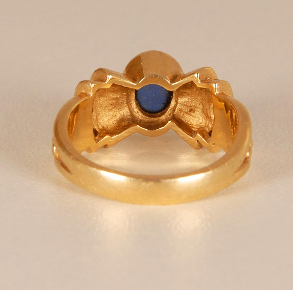20th Century Art deco gold ring Diamond and Sapphire For Sale