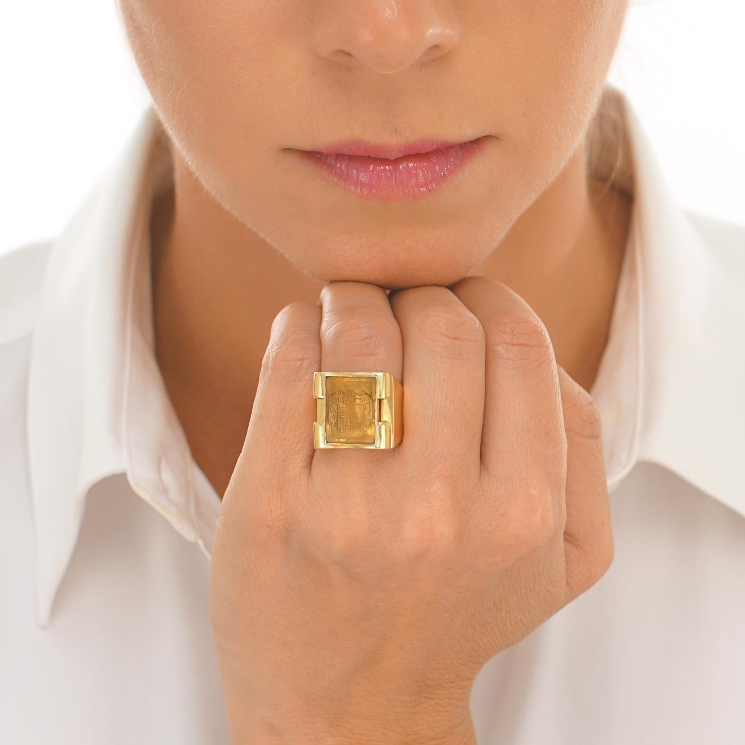 Women's or Men's Art Deco Gold Signet Ring