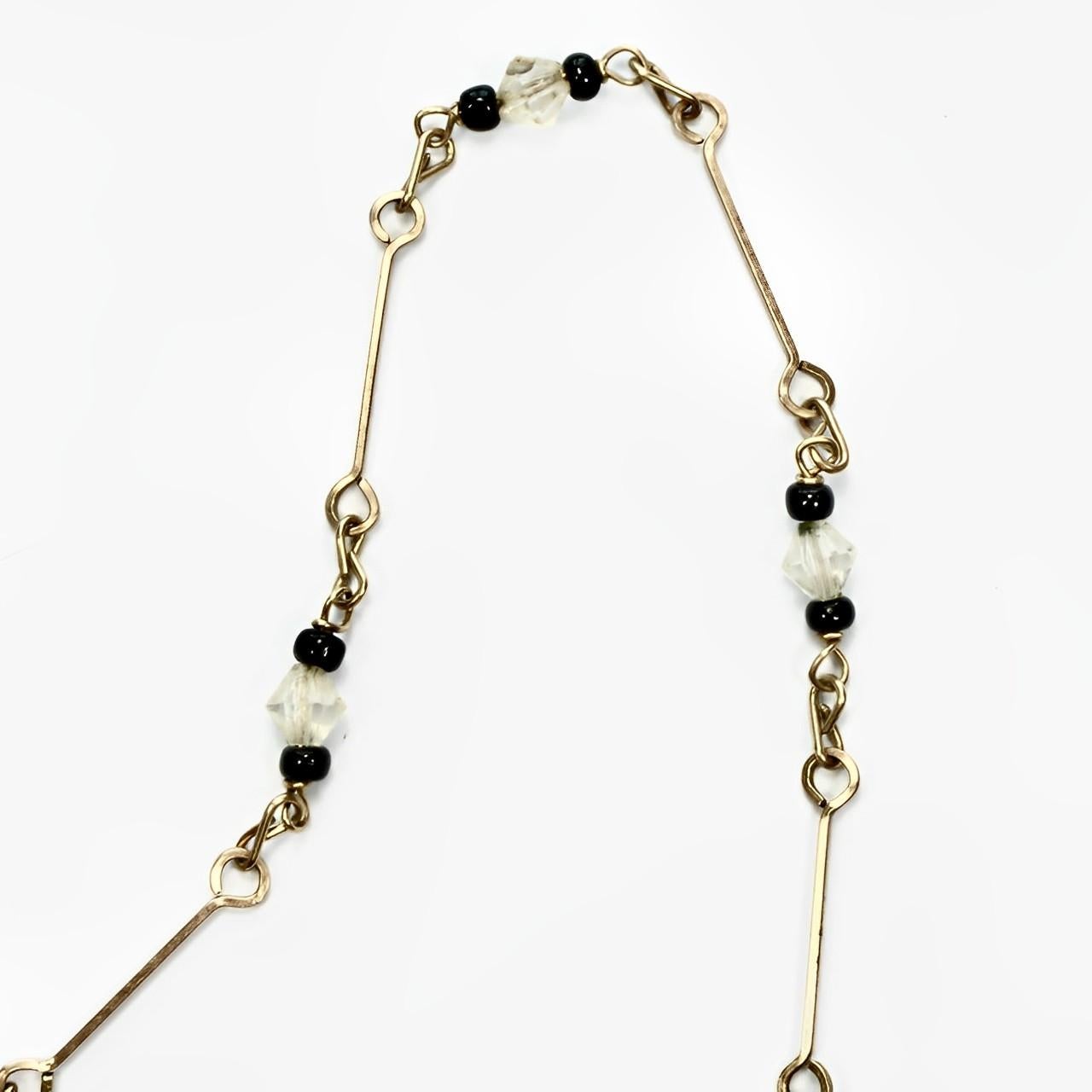 Collana in filo d'oro Art Deco con perline di cristallo sfaccettate, circa 1930 In condizioni buone in vendita a London, GB