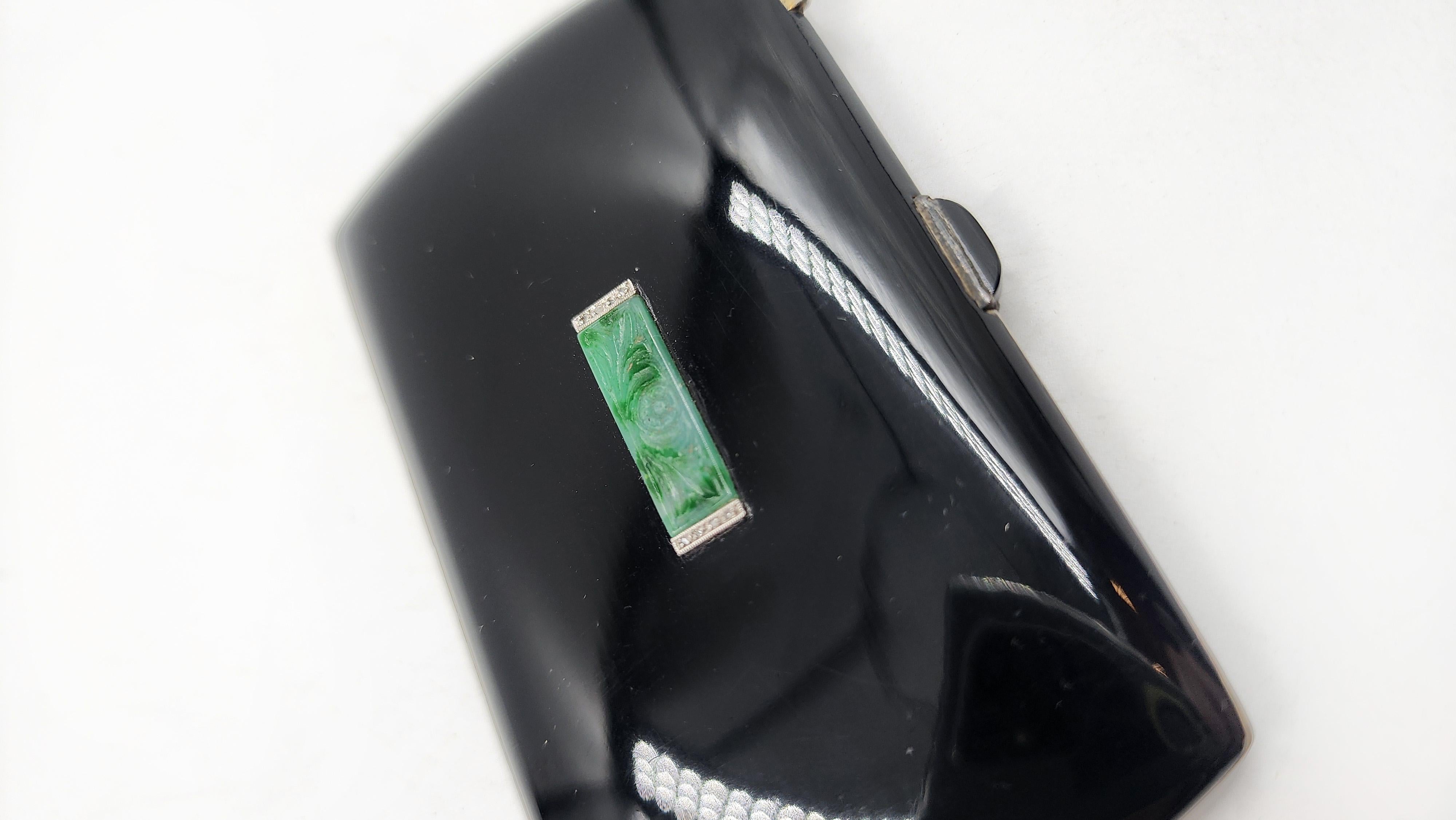 Hand-Crafted Art Deco gold vanity with black enamel and jade decoration For Sale