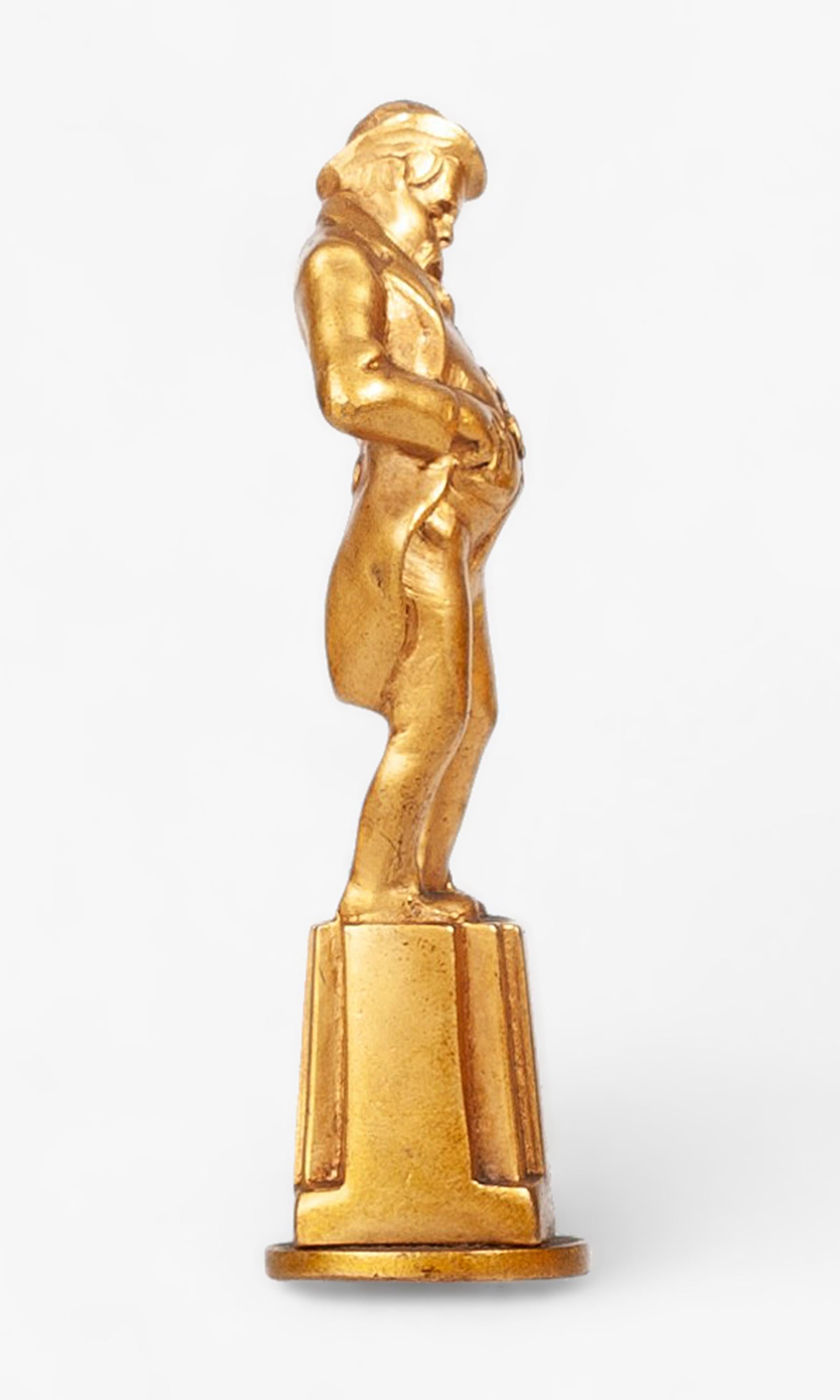 Calco Art Déco Bronzo dorato Piccola scultura/figurina Sigillo di un gentiluomo, Inghilterra in vendita