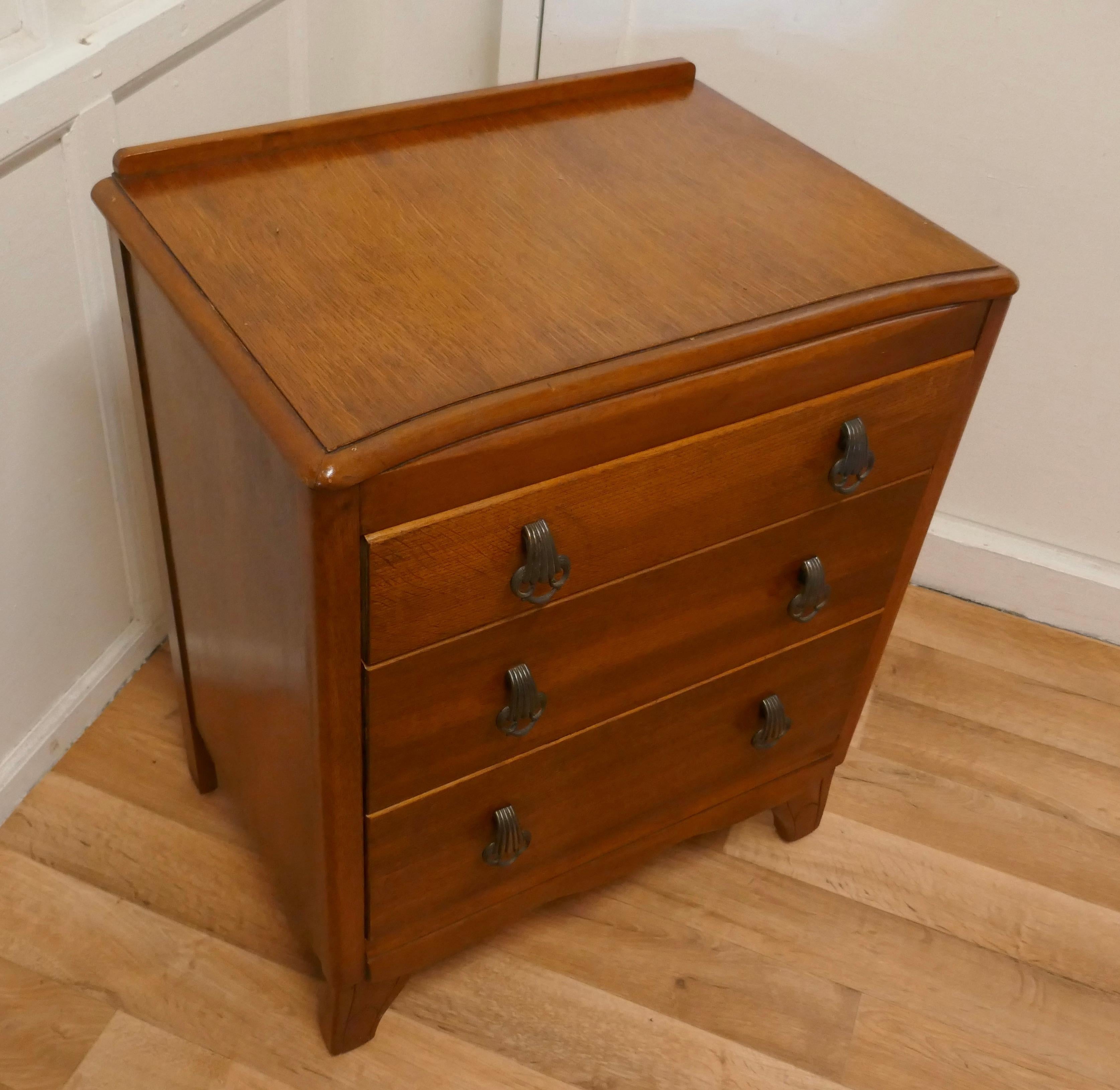 Art Deco Golden Oak Chest of Drawers by Lebus 1