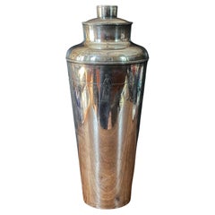 Art Deco Golf Motif Silver Plate Martini Shaker by Meriden Silver Plate Co.