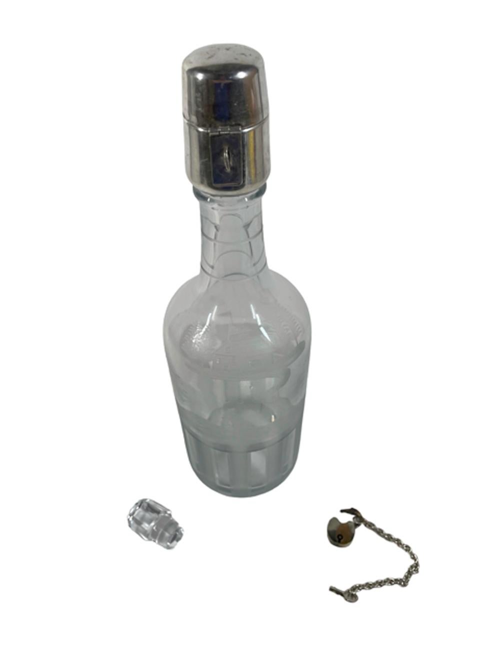 Art déco Art Deco Golf Theme Sterling Mounted Etched Glass Locking Decanter by Hawkes en vente
