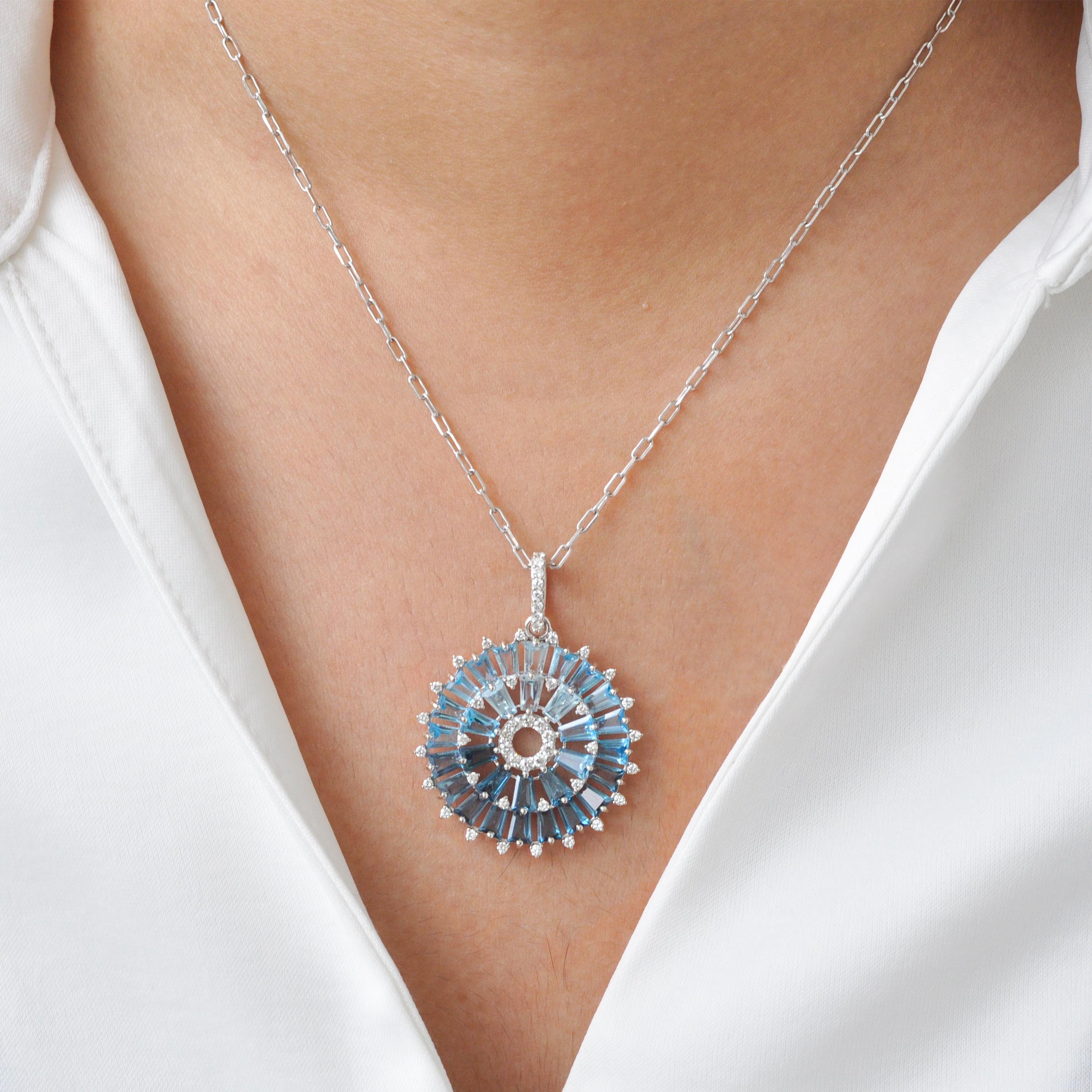 Art Deco Gradient Blauer Topas Kegel Baguette Kreisförmiger Diamant Gold Anhänger Damen im Angebot